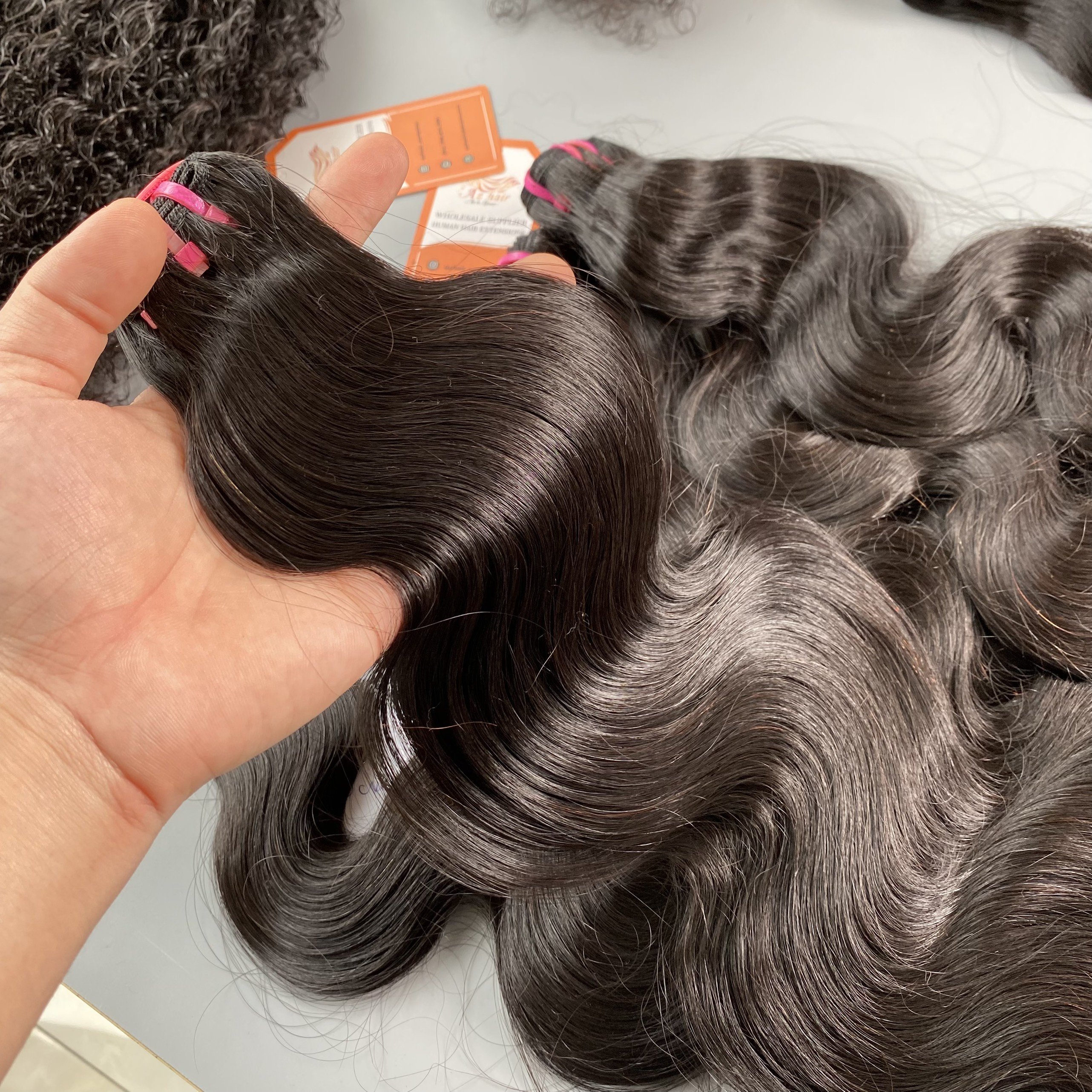 Wholesale Price Super Double Drawn Raw Body Wavy Hair Unprocessed Vietnamese Raw Hair Bundles Human Hair Extensions