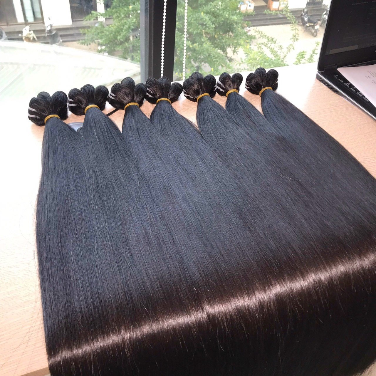 Top Wholesale Weft Hair Bundles Silky Straight Natural Color Super Double Drawn Virgin Cuticle Aligned Hair Hair Extension