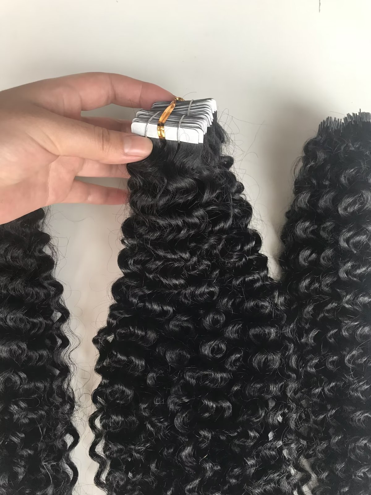Wholesale Raw 100% Indian Remy Virgin Natural Human Hair Kinky Curly Tape In Human Hair Extensions
