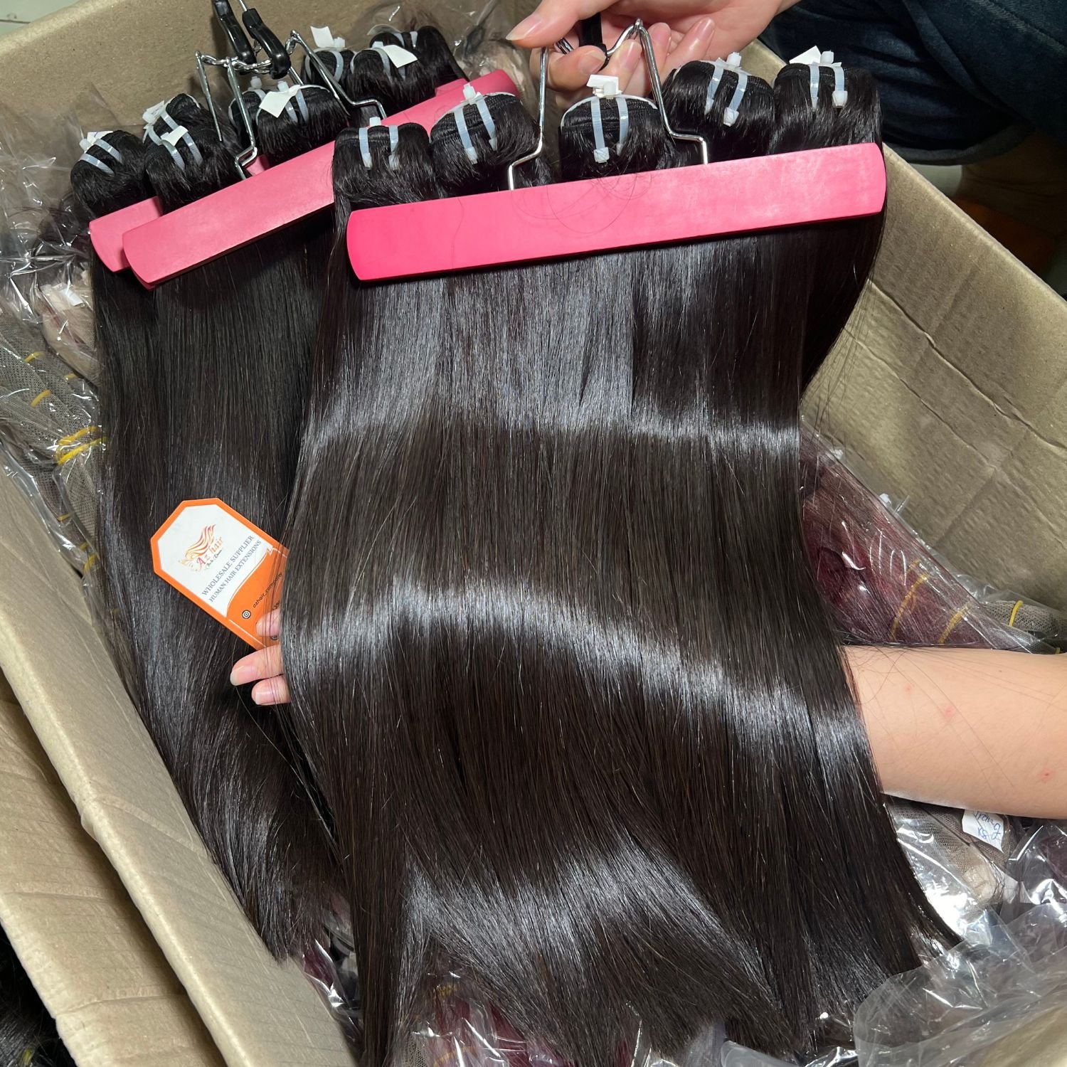 Raw Vietnamese Human Hair Super Double Drawn High Quality Bone Straight Hair Weft Hair Extensions Natural Color Ready To Ship