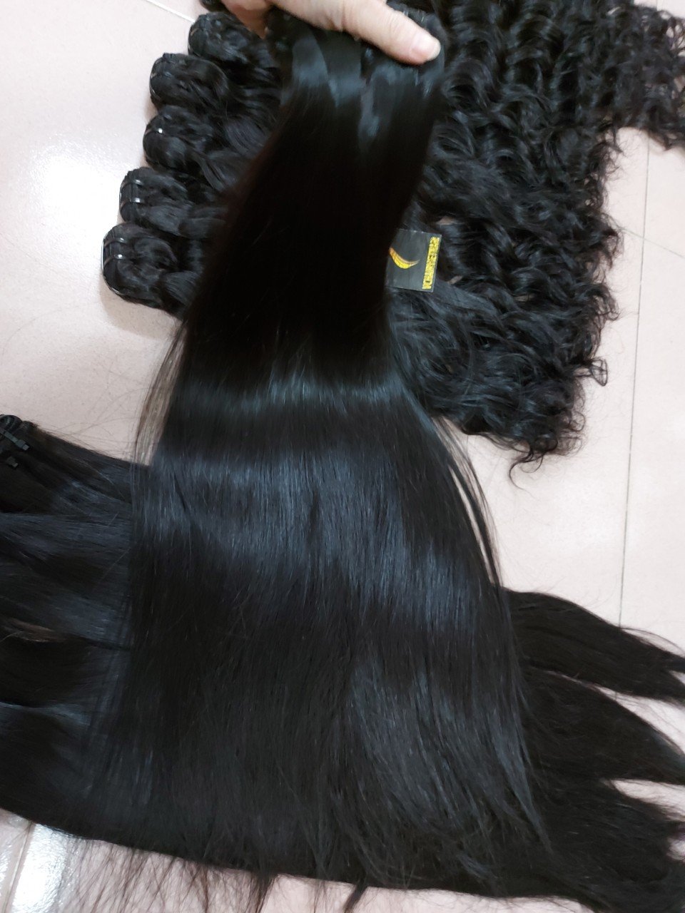 100% human hair Vietnamese wavy bundle extensions and bone straight hair bundle raw virgin hair Vchairvietnam