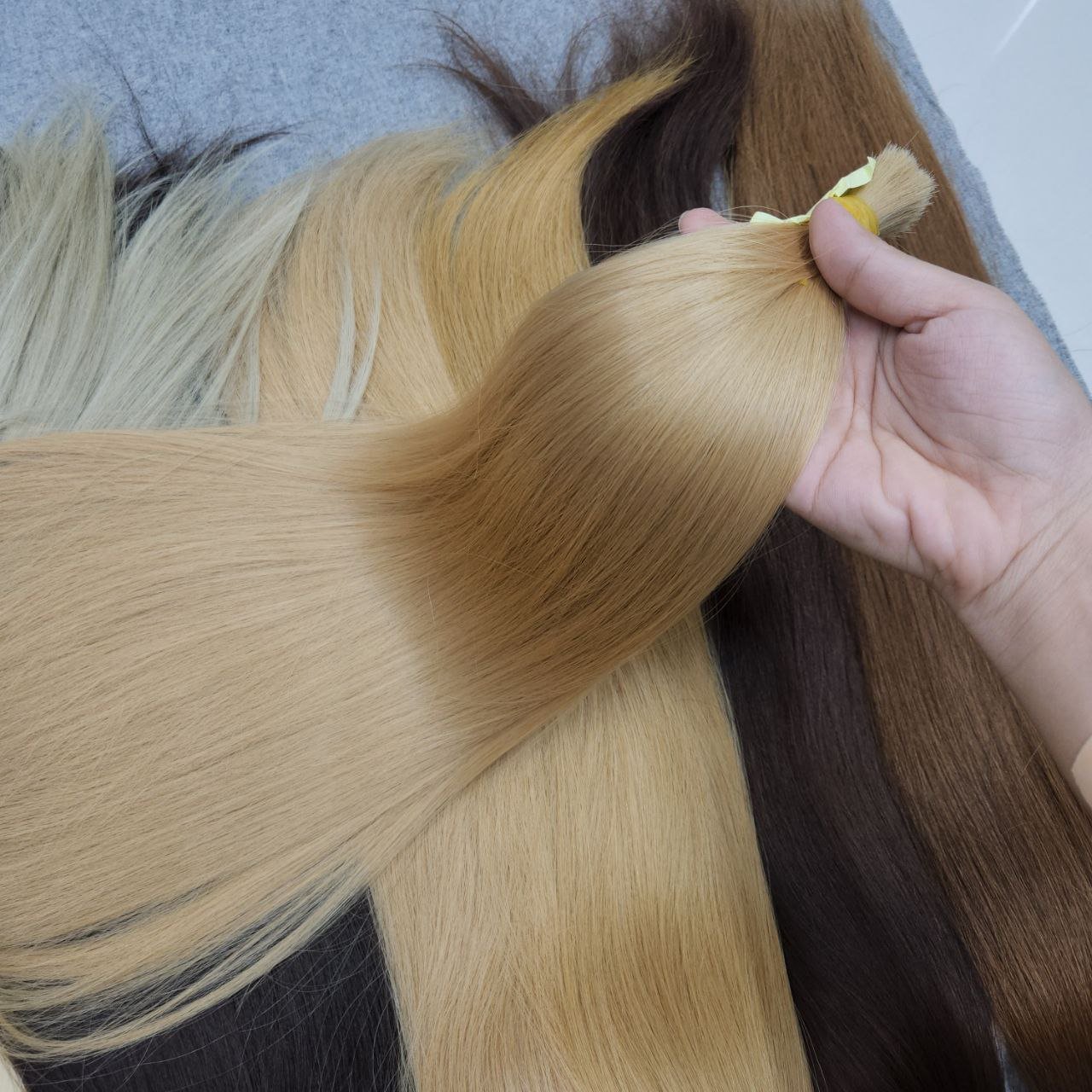 Best price high quality natural human hair bulk hair extensions silky straight unprocessed virgin hair