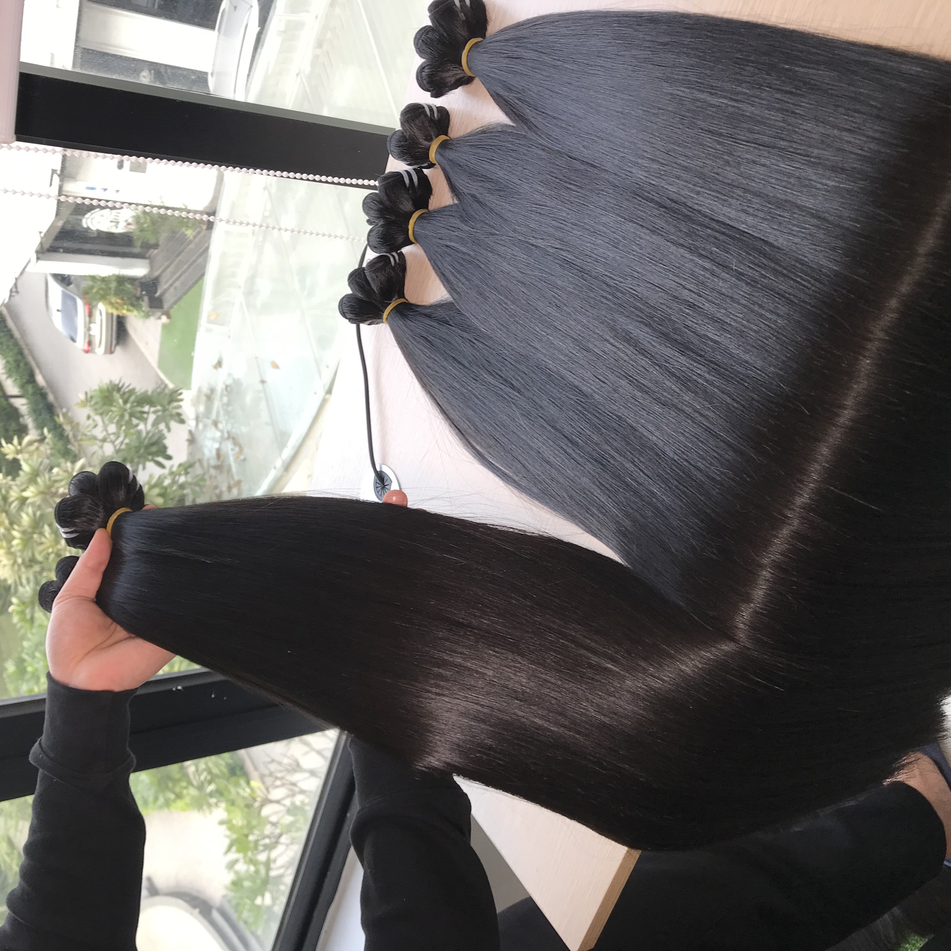 Best Quality 100% Vietnamese Hair Extensions Raw Bone Straight Hair Cuticle Aligned Hair Wholesale Price Ready To Ship