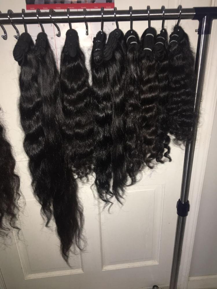 Pure Virgin curly Human Hair Extensions Wholesale price 100% Unprocessed Raw Virgin Hair Bundles single donor cuticle aligned