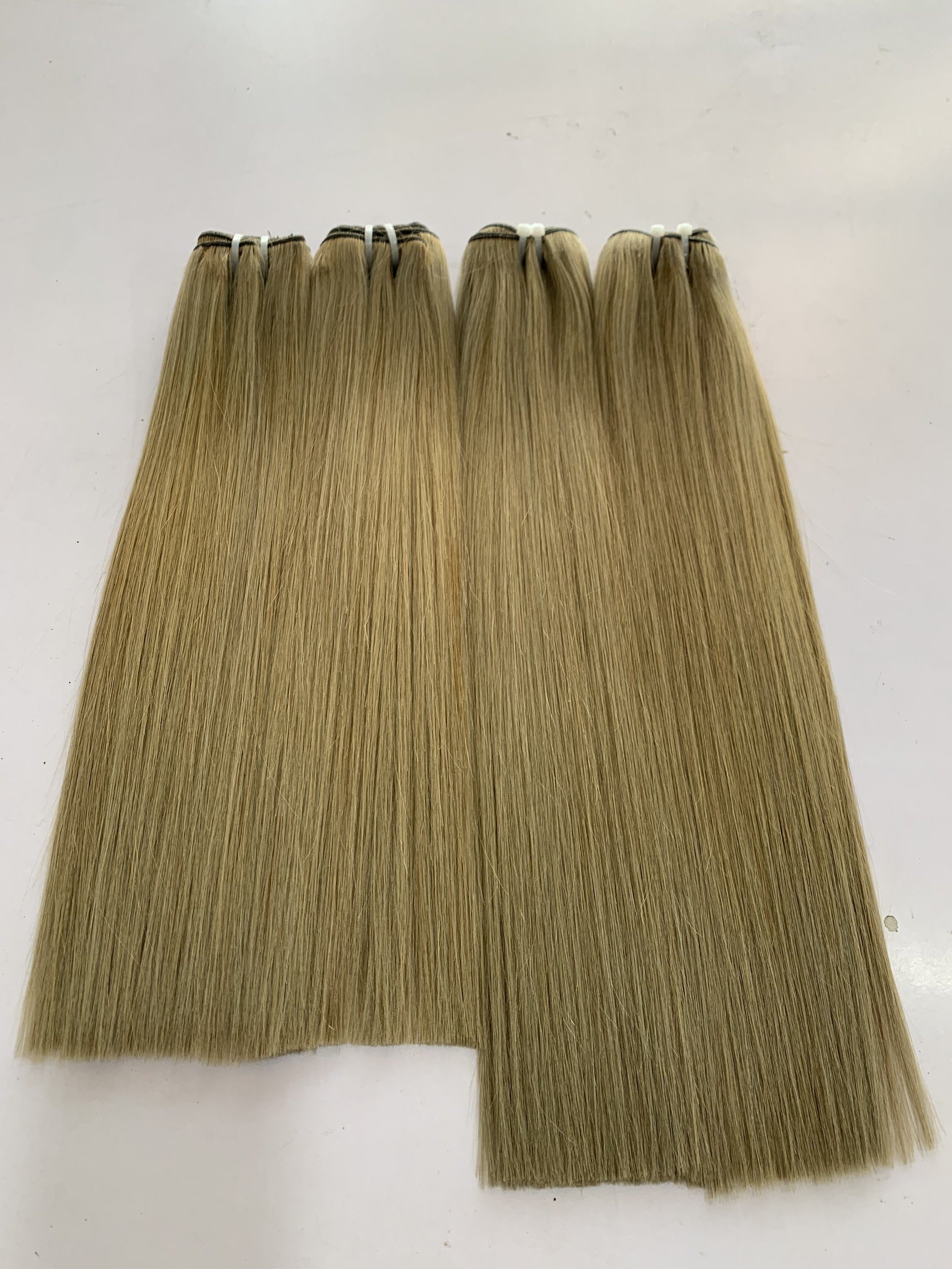 Trending 5 Jan 2022 Red Wine Ombre Color Super Drawn Bone Straight Virgin Remy Human Hair Extensions Soft and Smooth