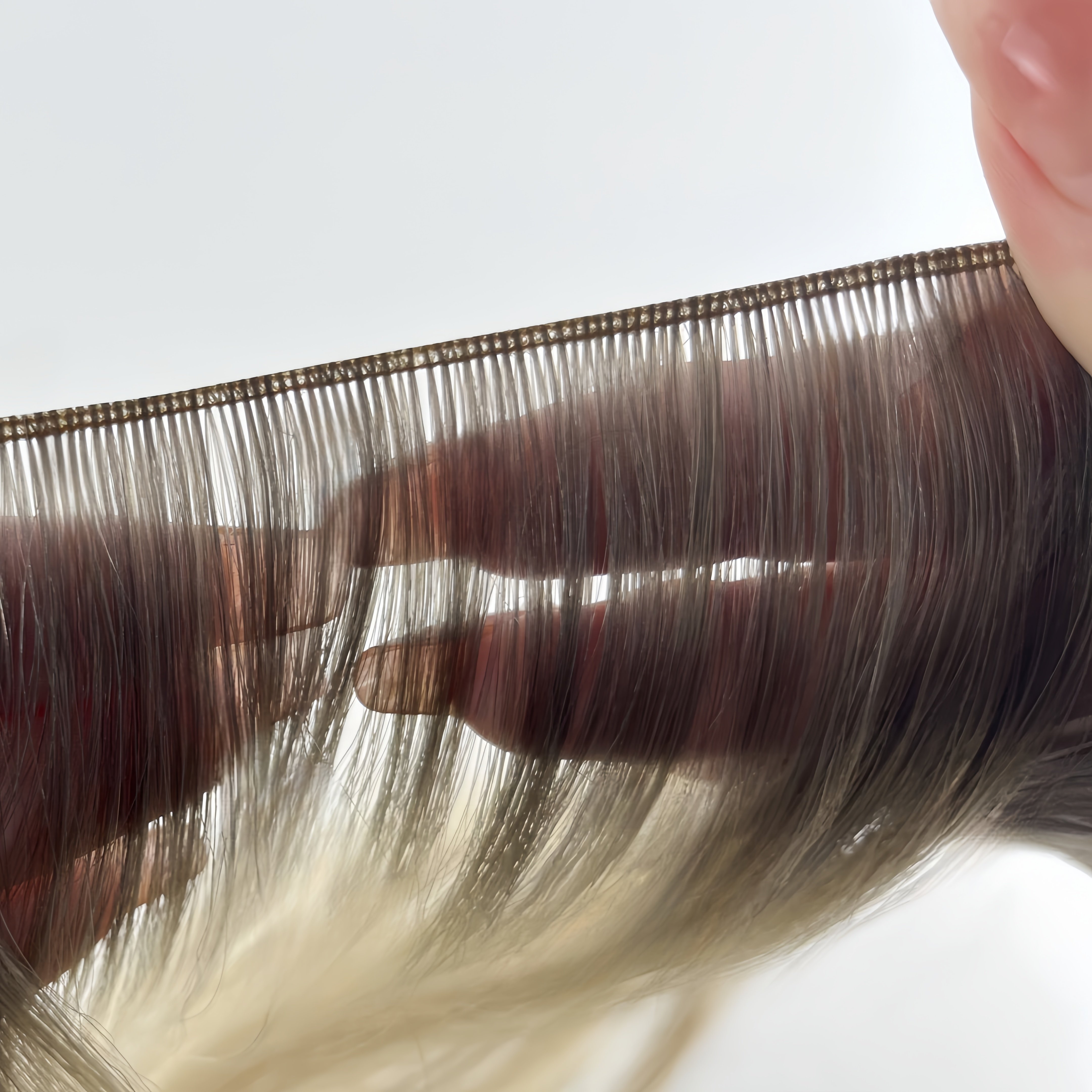 Neweuropean Balayage Invisible Natural Hairmony Blonde Double Drawn R3T8 Wavy #613 26 Inch Human Hair Extensions Genius Weft