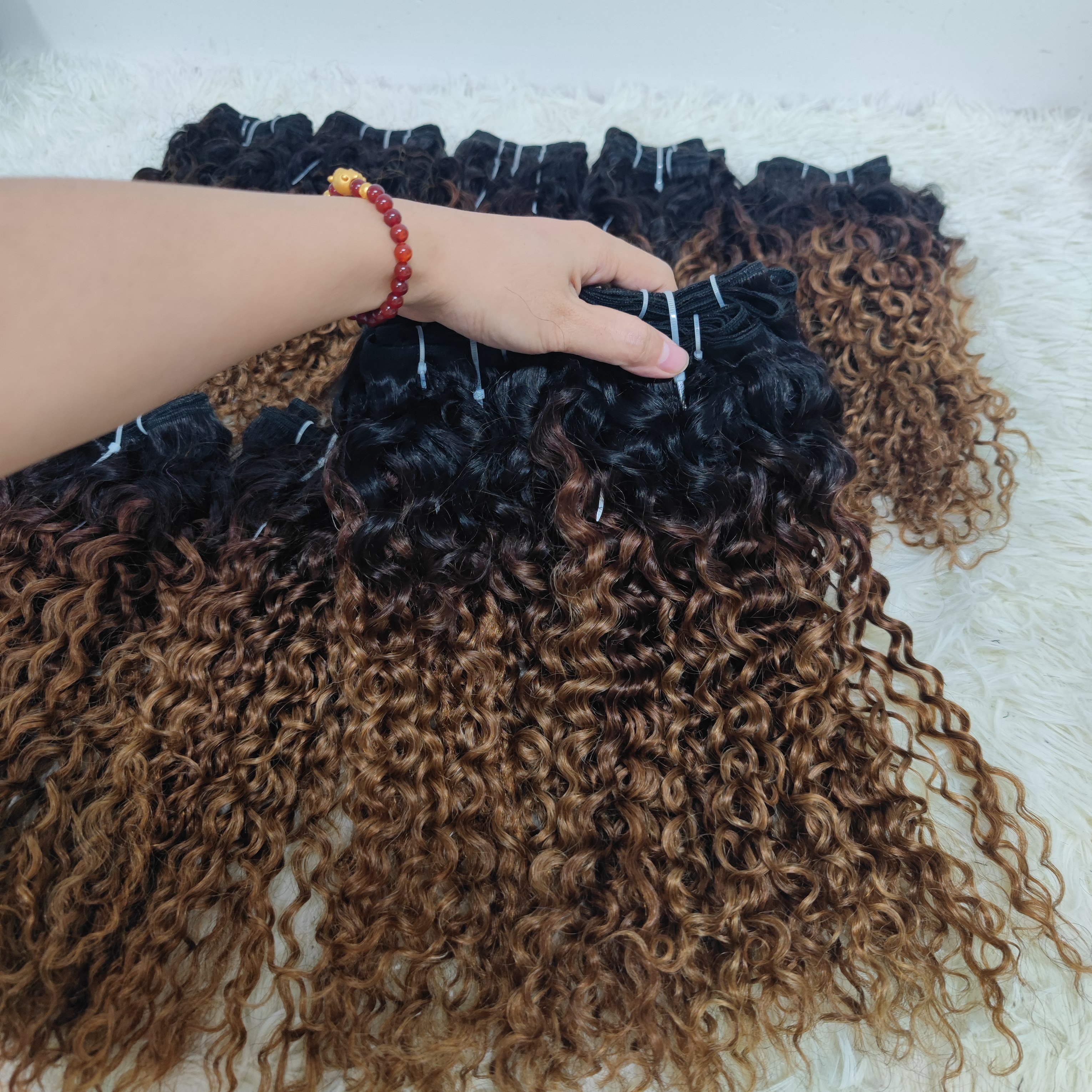 Letsfly 9A Grade Ombre Color Rose Curly 10 12 16inch 100% Human Hair Bundles Cuticle Aligned Virgin Brazilian Hair Extensions