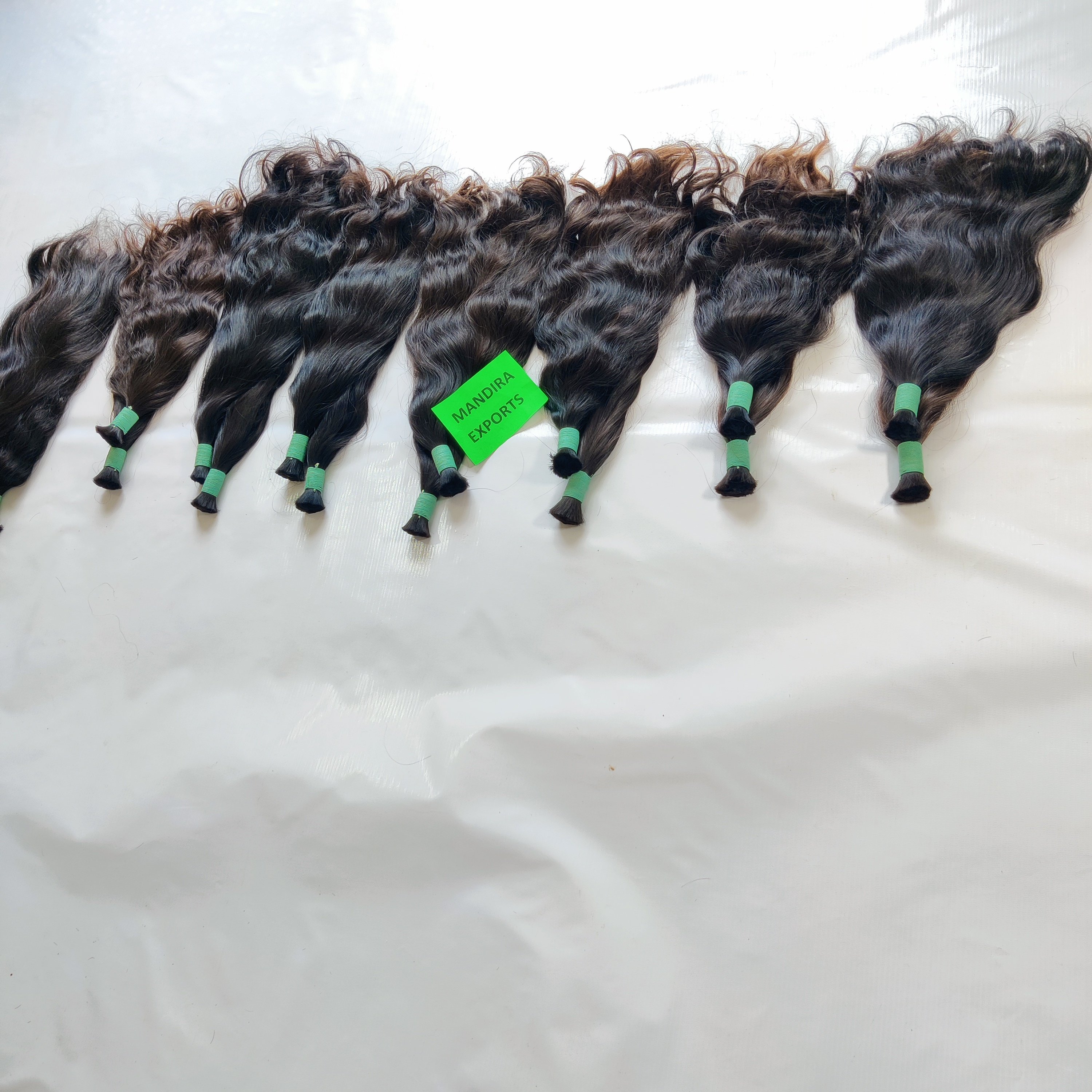 100% Natural unprocessed wavy Bulk virgin vendor temple cuticle aligned raw indian human hair extensions