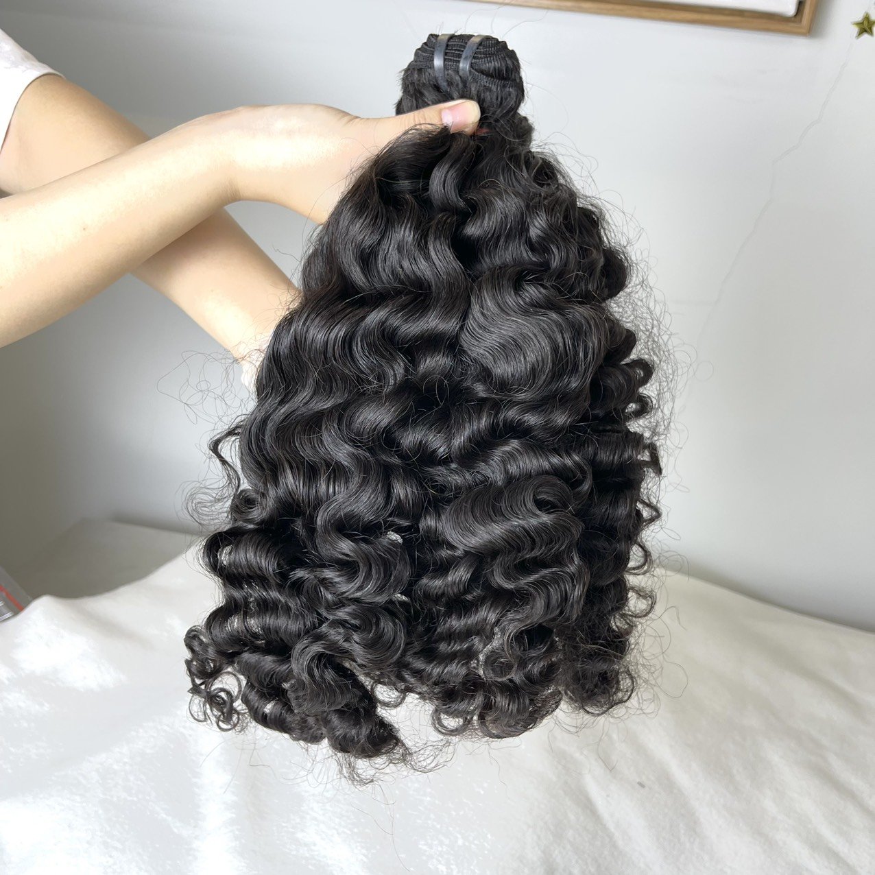 Top Selling Vietnamese Burmese Curly Hair Bundles 100% Raw Steam Curly Weaves Bundles Wefted Hair Soft And Silky Hair Suppliers
