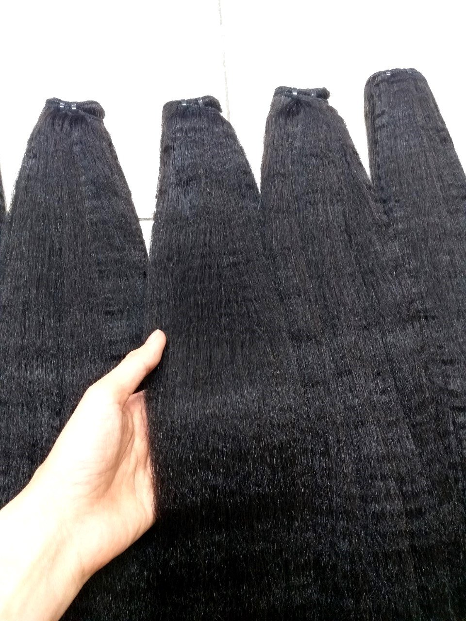 Weft Hair Bundles Kinky Straight Real Human Hair Extensions Natural Black Raw Virgin Cuticle Aligned High Quality Cheap Price