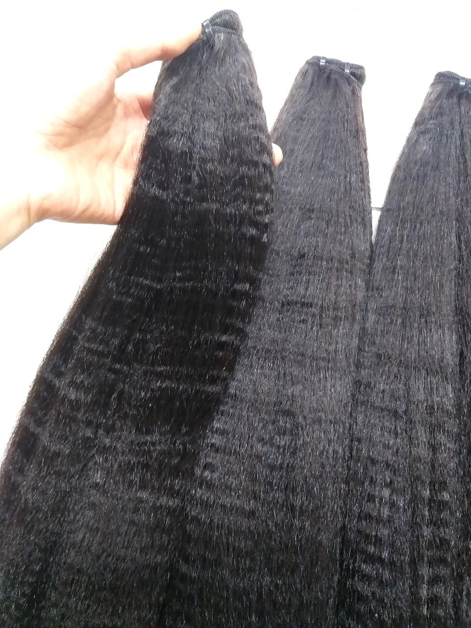 Weft Hair Bundles Kinky Straight Real Human Hair Extensions Natural Black Raw Virgin Cuticle Aligned High Quality Cheap Price
