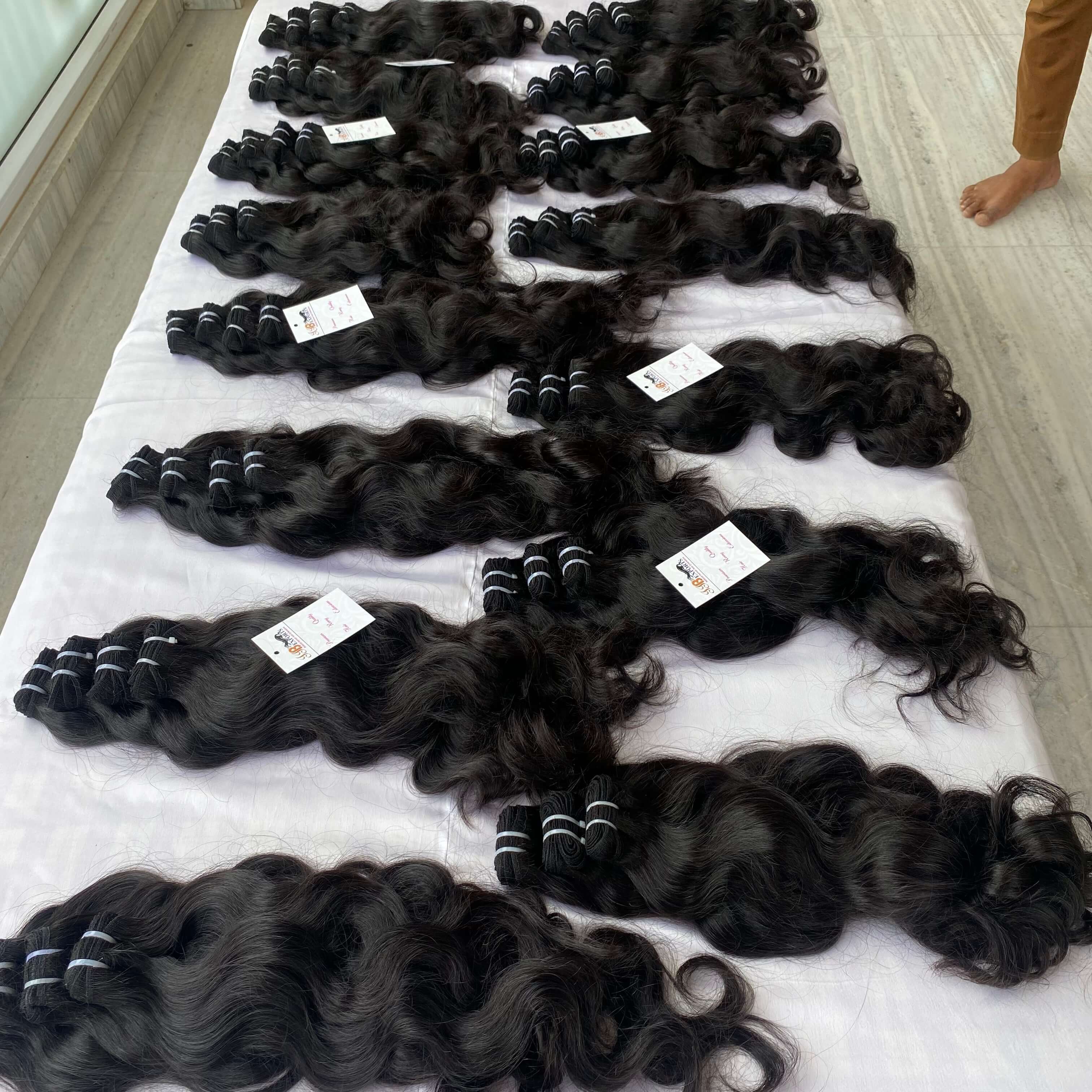 Factory wholesale price raw indian hair bundle,100% human hair extensions,raw hair vendors natural wave virgin indian hair