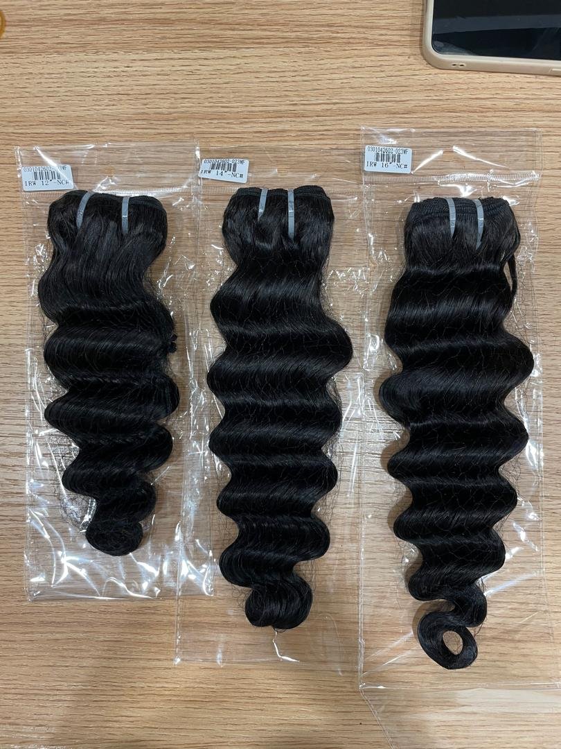 Wholesale High Quality Virgin Human Hair Bundles with Lace Closure Frontal Real 100% Human Hair Extension Vendor Buying in Bulk