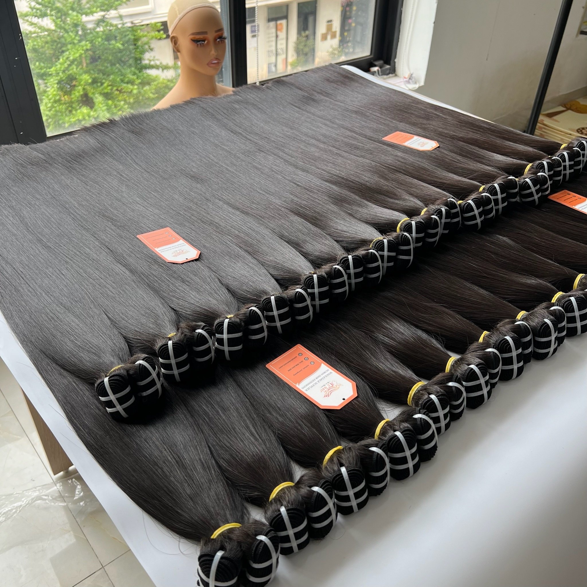 Various Color With Wholesale Price From Factory Raw Remy Vietnamese Human Hair Extensions Straight Machine Weft