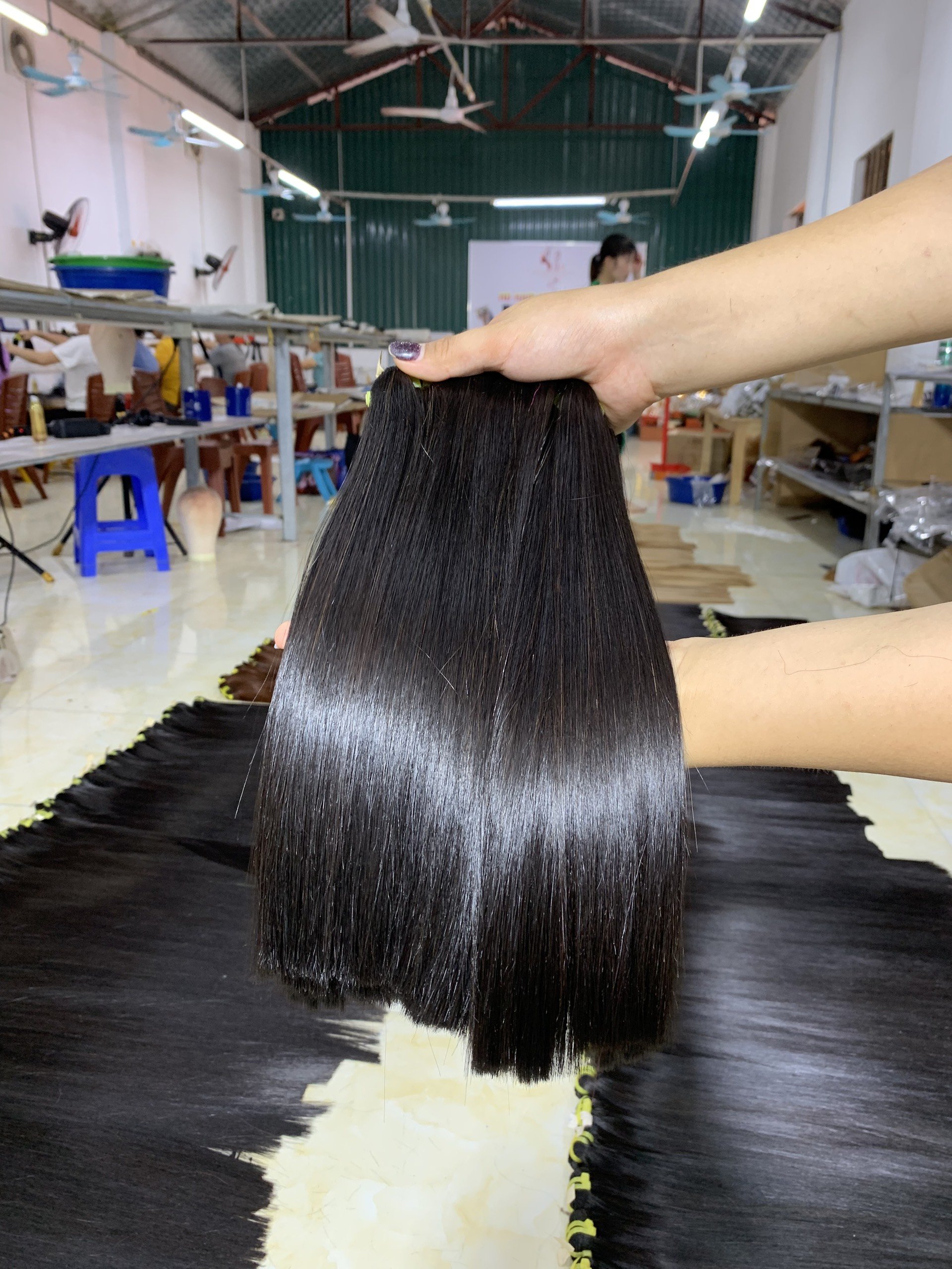 Wholesale Natural raw Vietnamese hair extensions 100% human hair
