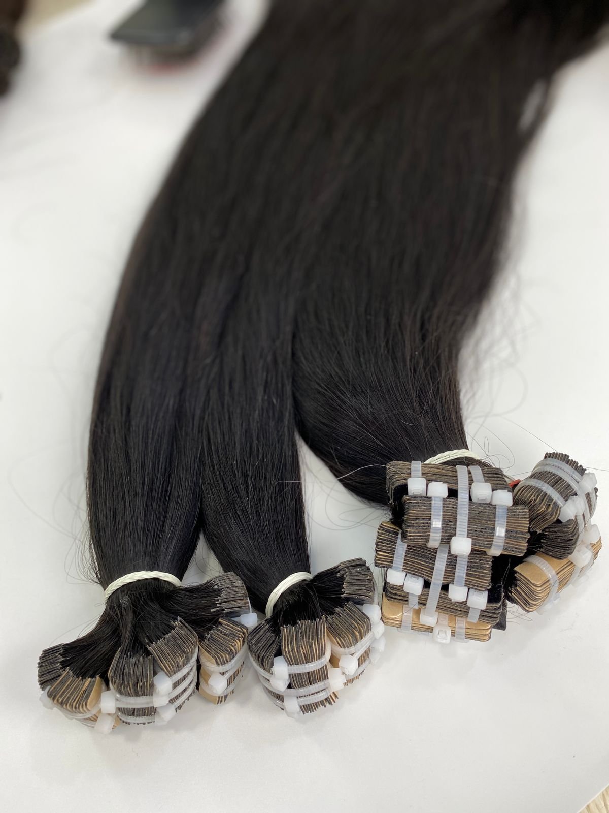 Cuticle Aligned Virgin Hair Tape In Human Hair Extensions Vietnamese Raw Color Hair