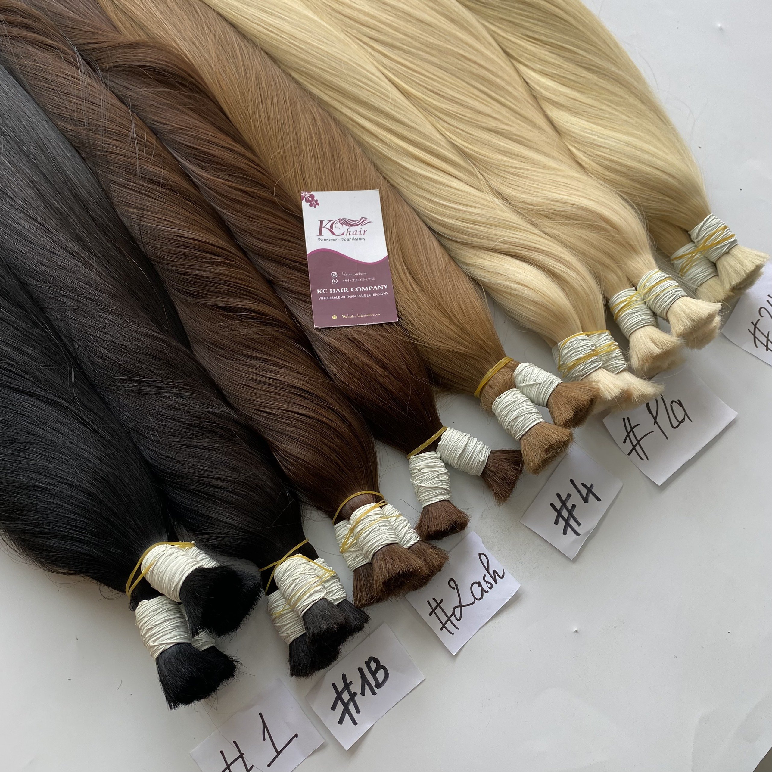 Hot Selling Human Bulk Hair Bundles 12A Grade Hair Raw Virgin Cuticle Aligned Hair Extensions Vendors