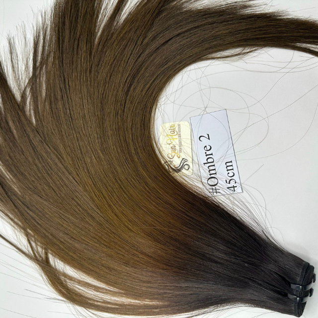 Wholesale Hot Fashionable Ombre #T4/27 Color Natural Straight Super Double Drawn Weft Hair 100% Human Hair Extensions