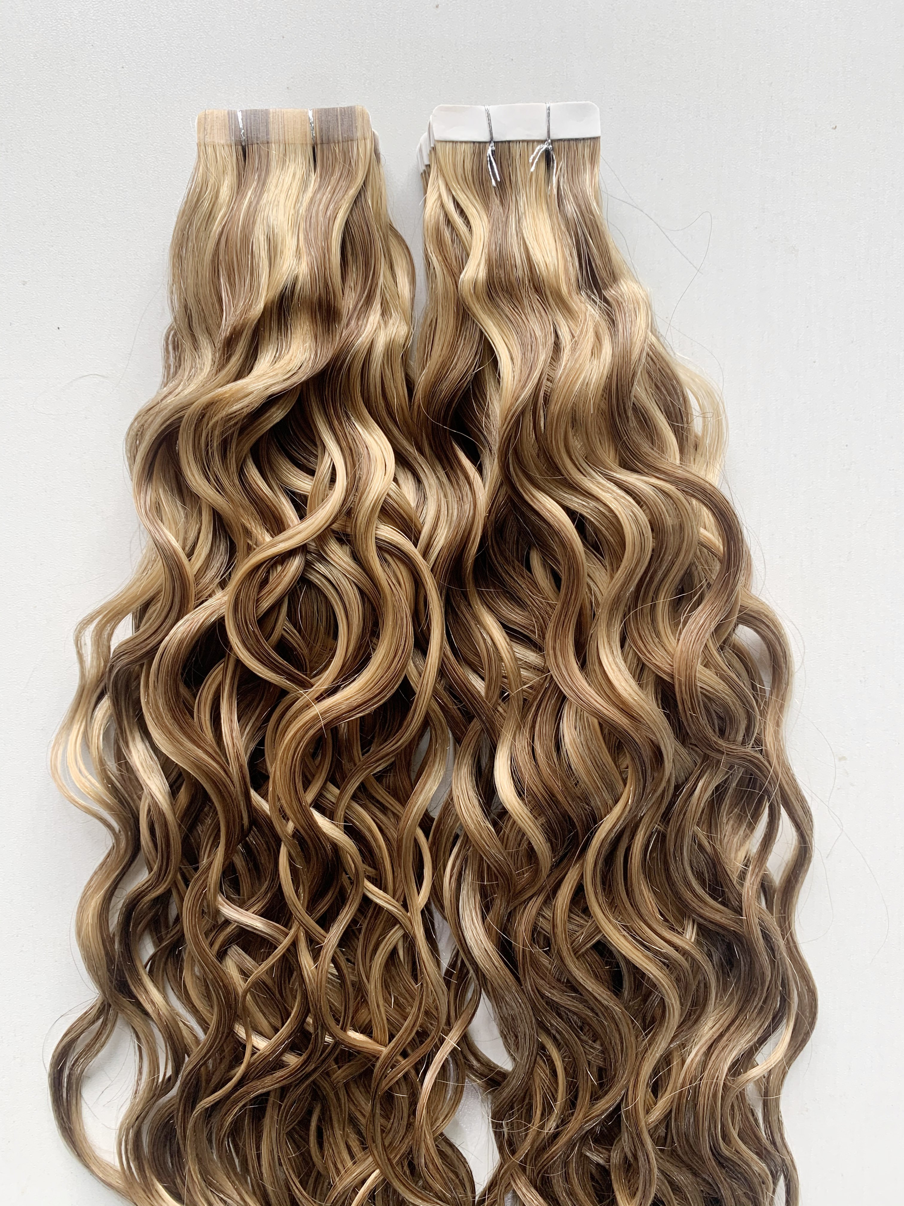 Raw Cambodian curly Tape In 100 Human Hair Extensions Blonde Hair Tape In Extensions Dark Brown Highlight Honey Blonde Color