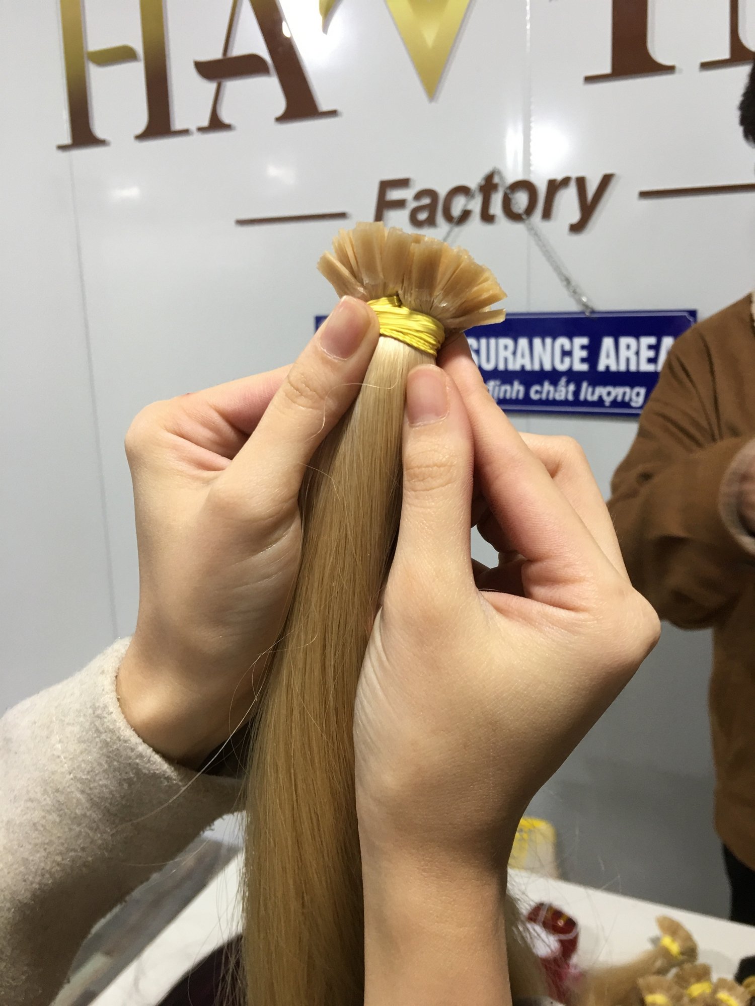 Vietnam Professional Supplier I Tip, U Tip, Flat Tip Hair Raw Virgin Human Hair Extensions at Competitive Price