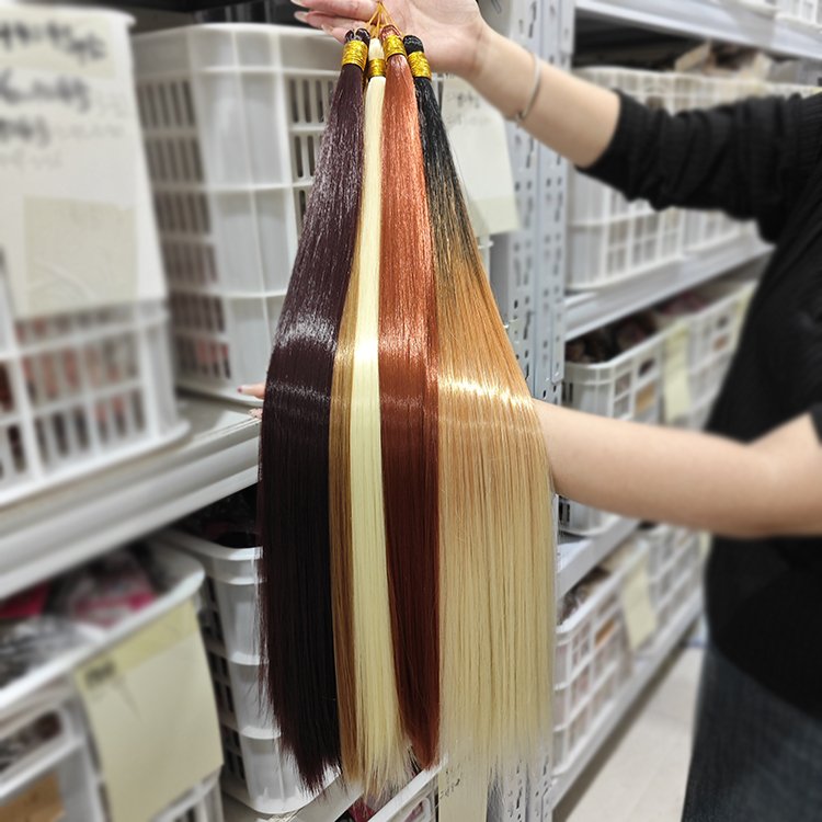 Julianna Hot Sale Wholesale 22 Inches 150g Ombre Mix Color Smooth Silky Synthetic Bone Straight Braiding Hair Extension