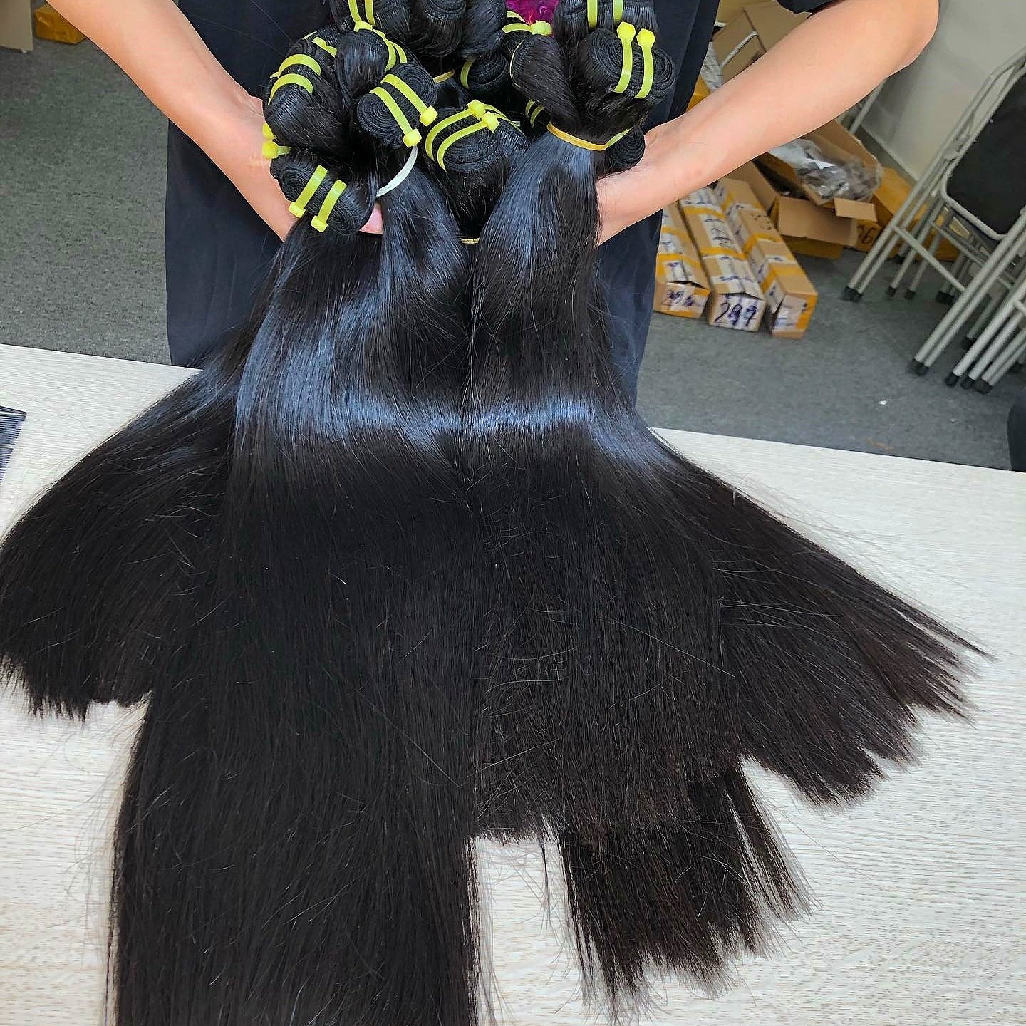 Remy Hair Hair Weave Brazilian Hair 100% Virgin Natural , 100% Raw Unprocessed Virgin Indian Temple Bone Straight Yaki Weaving