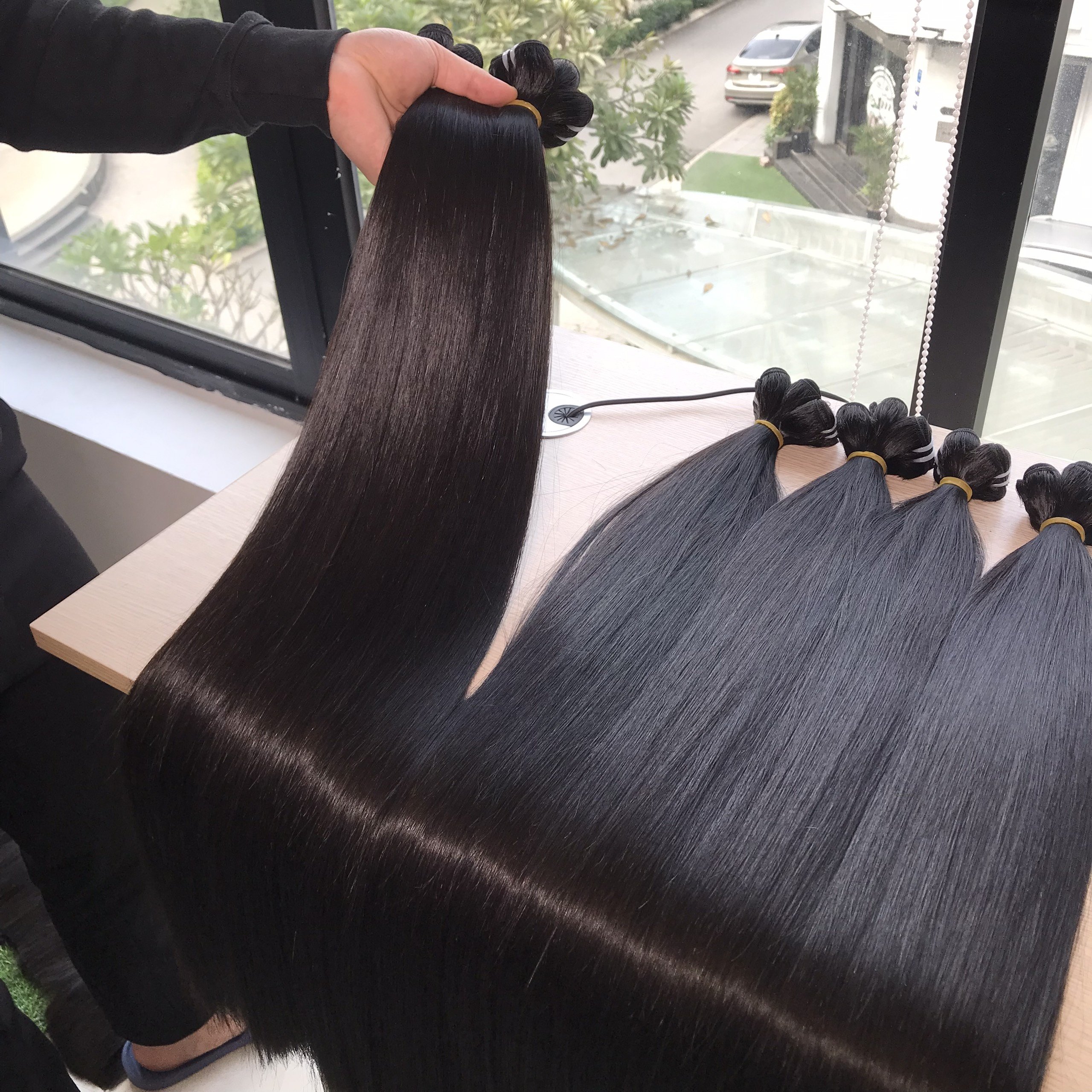 Top Wholesale Virgin Bone Straight Vietnam Human Hair Extensions Top Quality Silky And Smooth No Tangle No Shedding