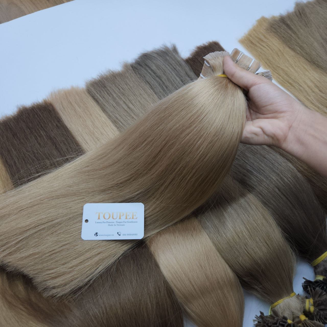 Wholesale Top Quality Vietnamese Premium 100% Virgin Hair Extensions Remy Cuticle Tape Human Hair Extensions High Quality