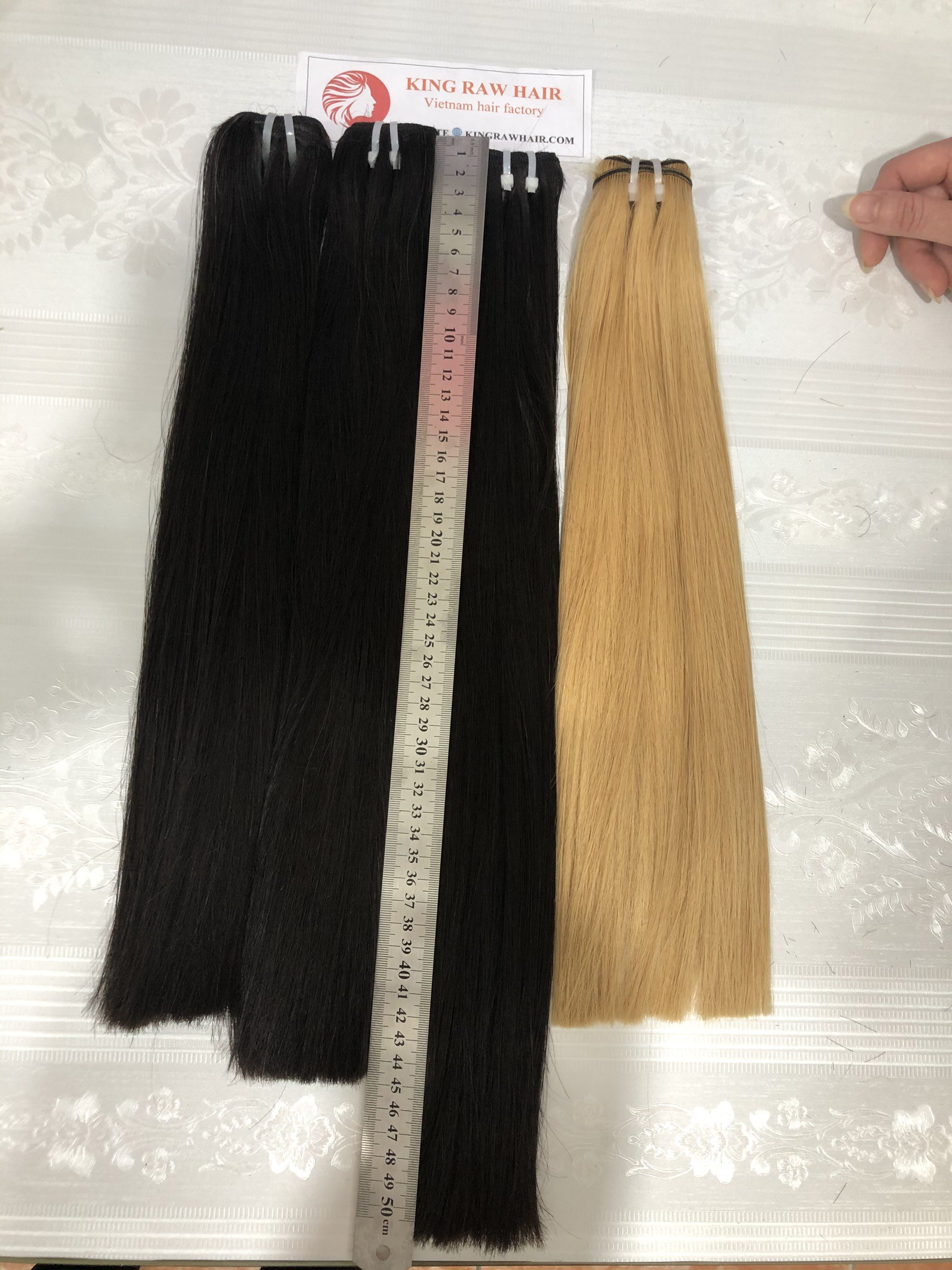 BEST PRICE WITH HIGH QUALITY SUPER DOUBLE DRAWN STRAIGHT HUMAN HAIR EXTENSIONS MADE IN VIETNAM