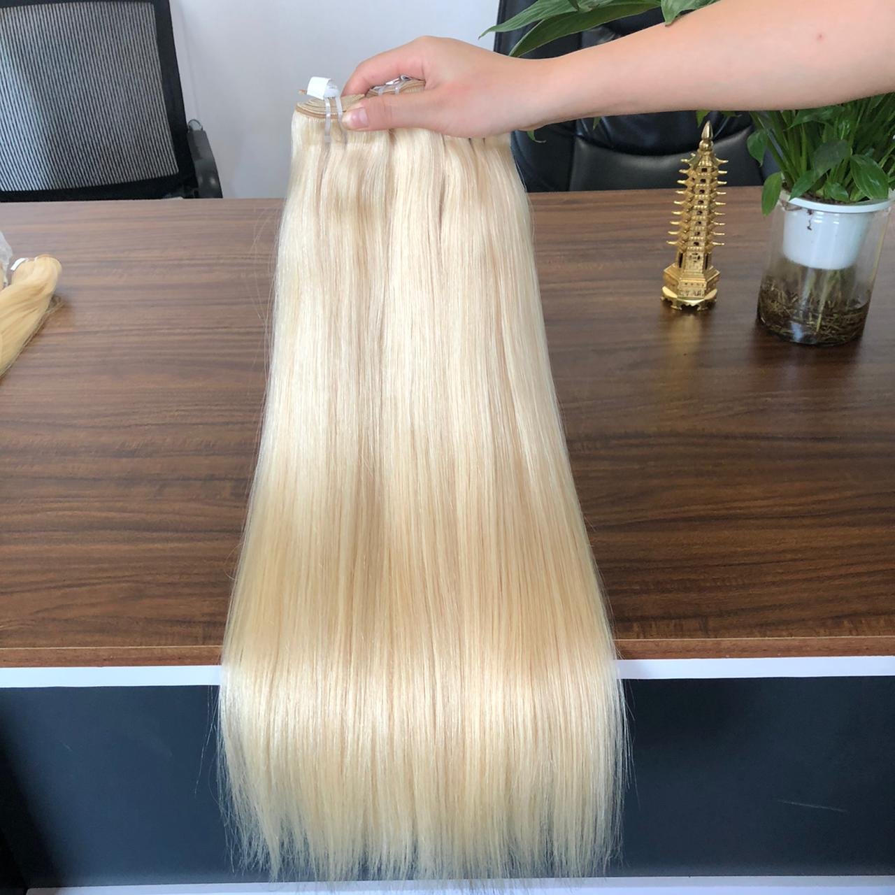wholesale raw virgin cuticle aligned hair weave bundle Human Hair Extensions straight silky and smooth Vietnamese human hair