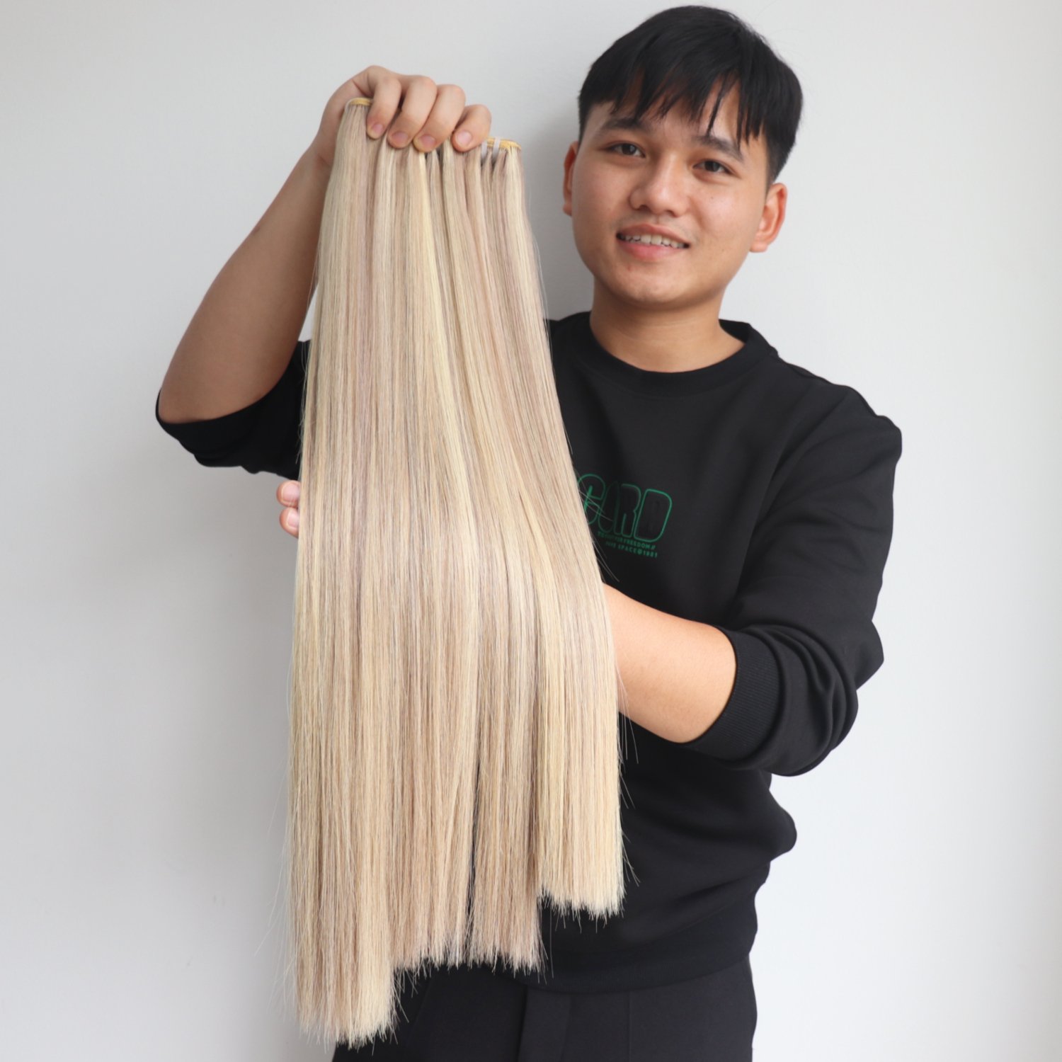 Hot Trending Colors Vietnamese Weft Hair Bundles Raw Virgin Human Hair Extensions 100% Vietnamese Hair Supplier