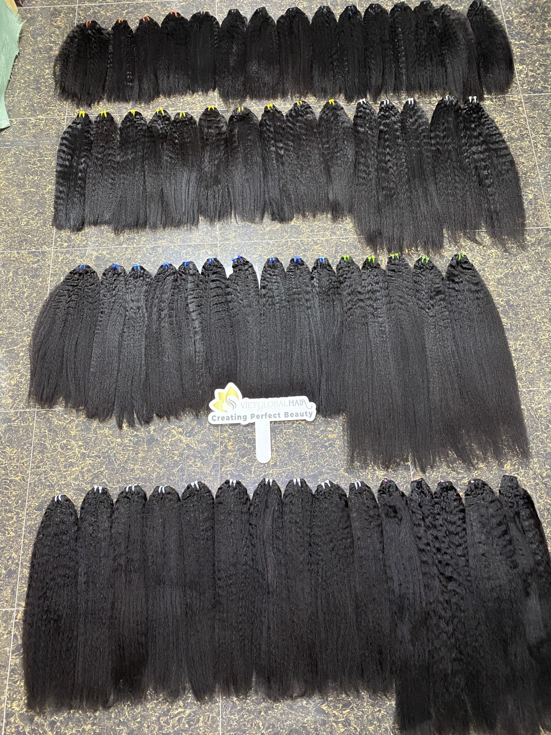 Kinky Straight Weft Hair 100% Raw Vietnamese Human Hair High quality No Shedding No Tangle No Animal Hair