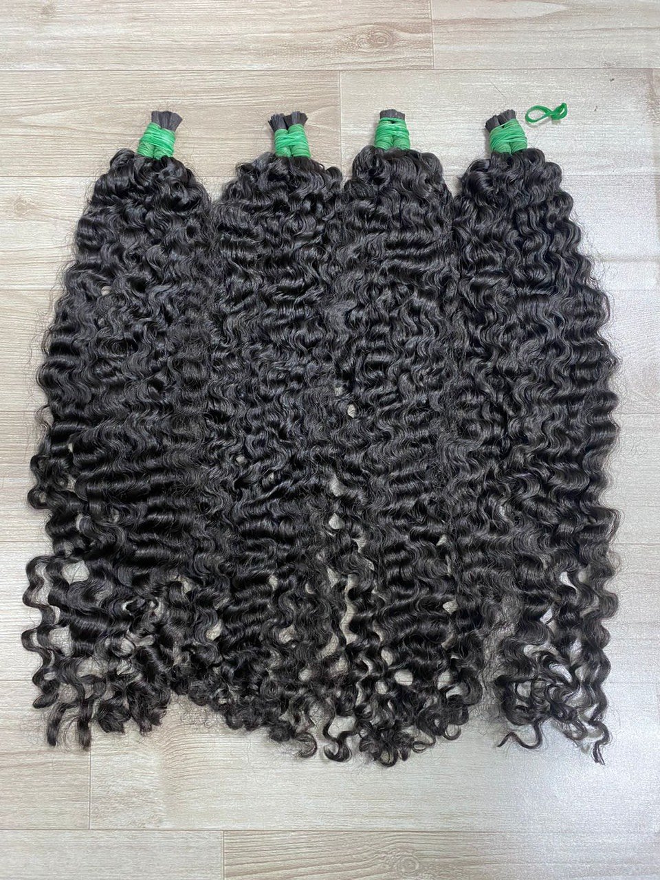 High Quality 100% Raw Unprocessed Human Hair Extensions Cuticle Aligned Bulk Braiding Hair Weaving for Black Women