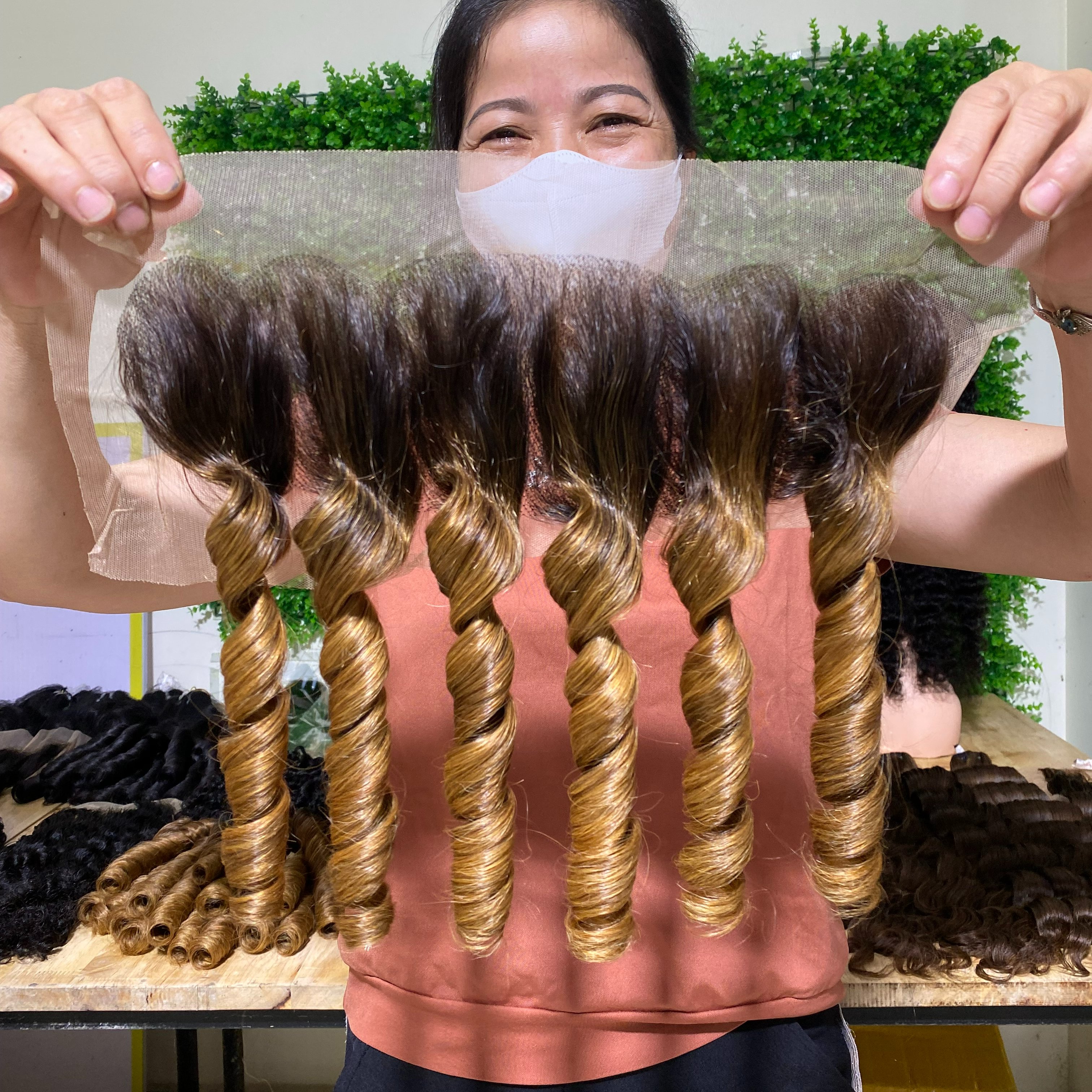 Factory hot sale products good quality 100% vietnamese human hair loose wave , bouncy curly thickness ends hair
