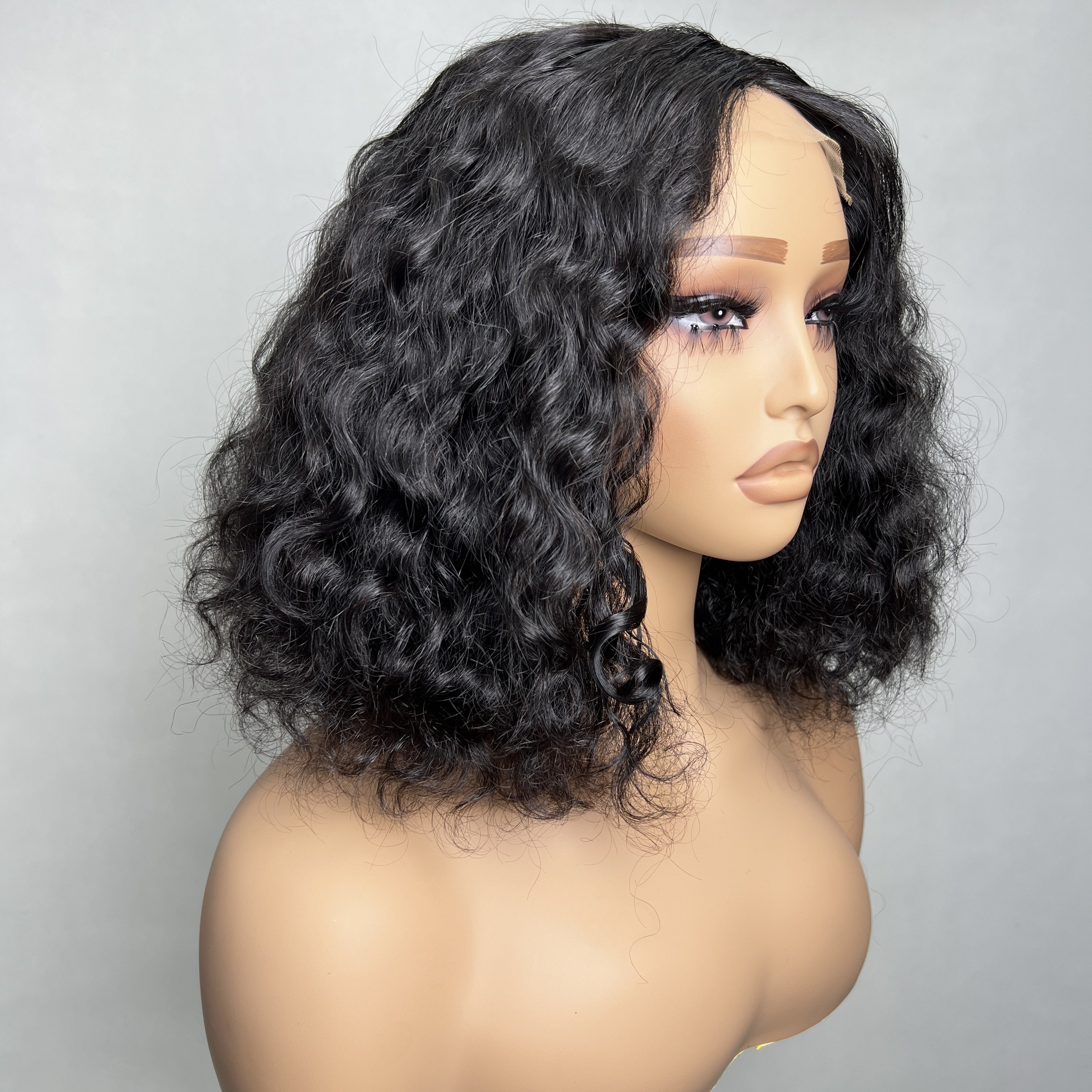 Factory Hot Selling T Part Lace Closure Curly Wig 250% Density 100% Raw Cuticle Aligned Human Hair Wigs Vendor