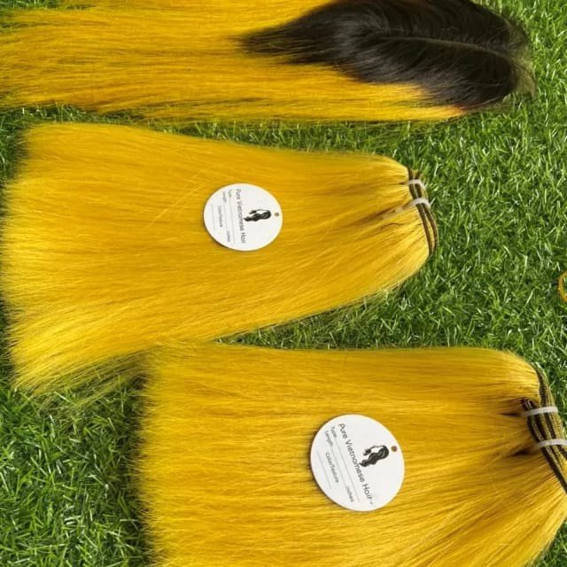 Beautiful Vietnamese Human Hair Extensions Raw Material 30-Inch Wave and Straight Styles Available in Bundles or 8-Inch Pieces