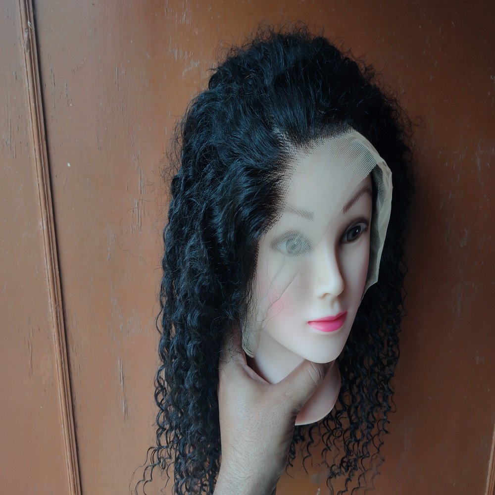 New Arrival 130% 150% 180% 200% 250% 300% Density Human Hair Wig 13*6 Lace Frontal Wig Water Wave Pre-plucked Human Hair Wig