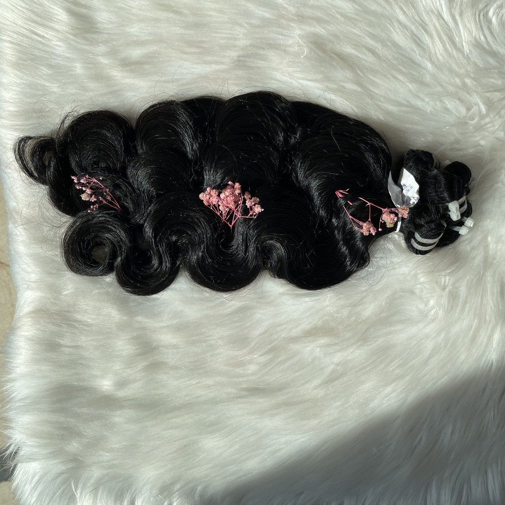 High Quality Vietnamese Body Wavy Raw Hair 100% Wholesale Bundles for Women's Lace Frontals and Wigs Styled Wave Hair