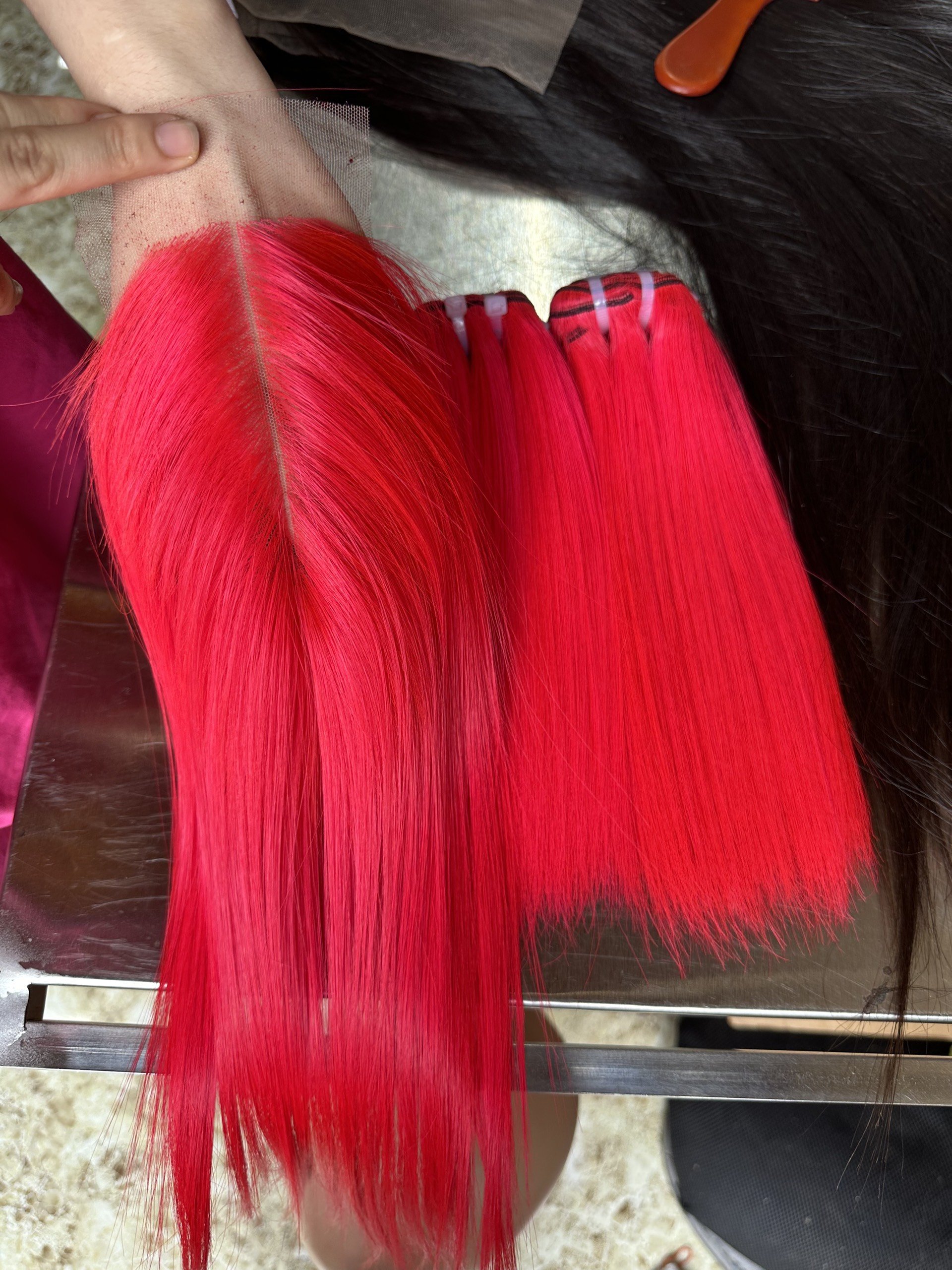 Wholesale Virgin Human Hair Bundles Vietnamese Raw Hair Bundles Silky Bone Straight with Lace Closure For Set Human Hair Wigs