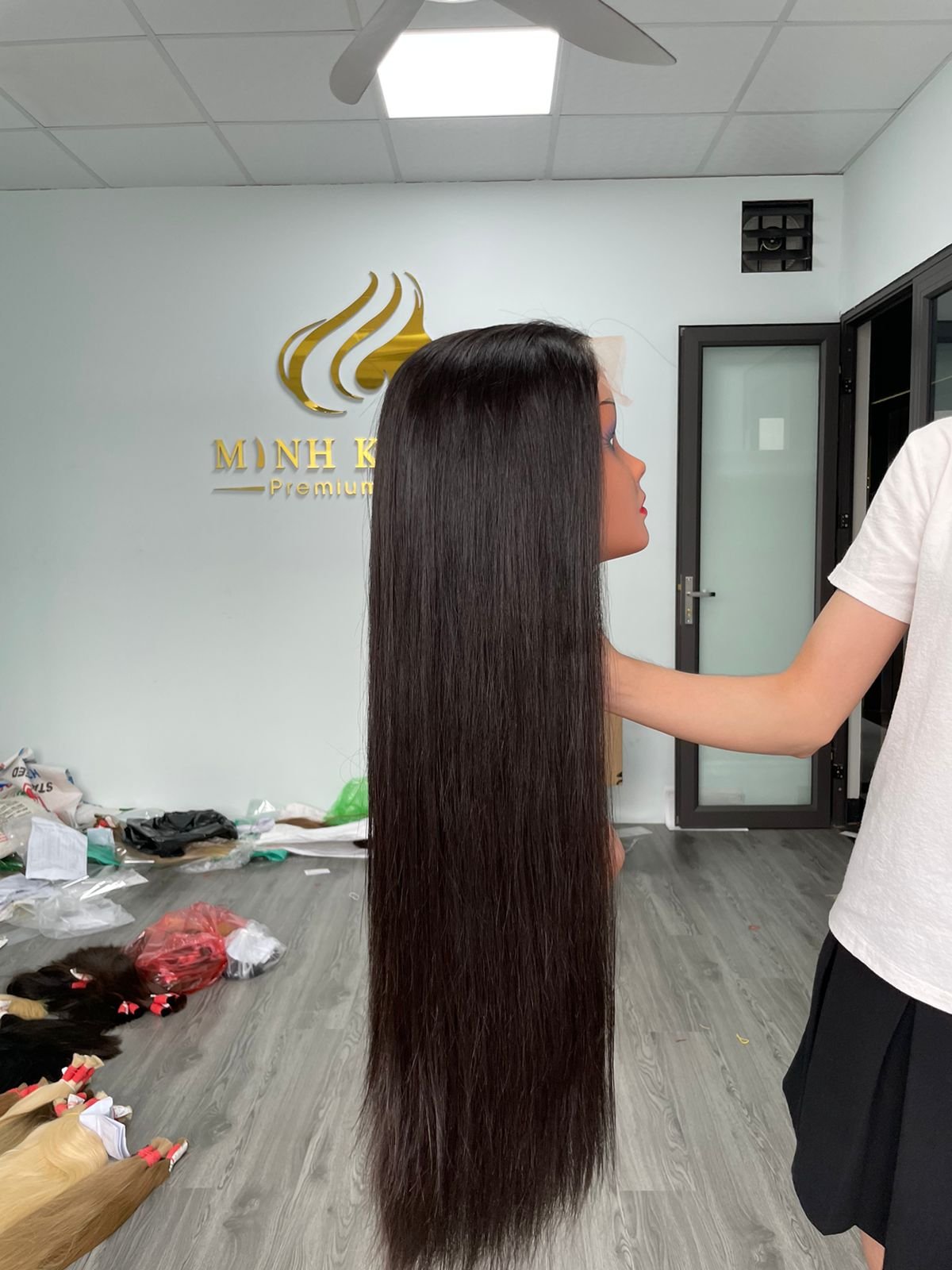 Human Hair Wigs 100% Real Human hair High Quality Vietnamese Hair Source Wholesale and Retails Price Shipping Worldwide (UPS)