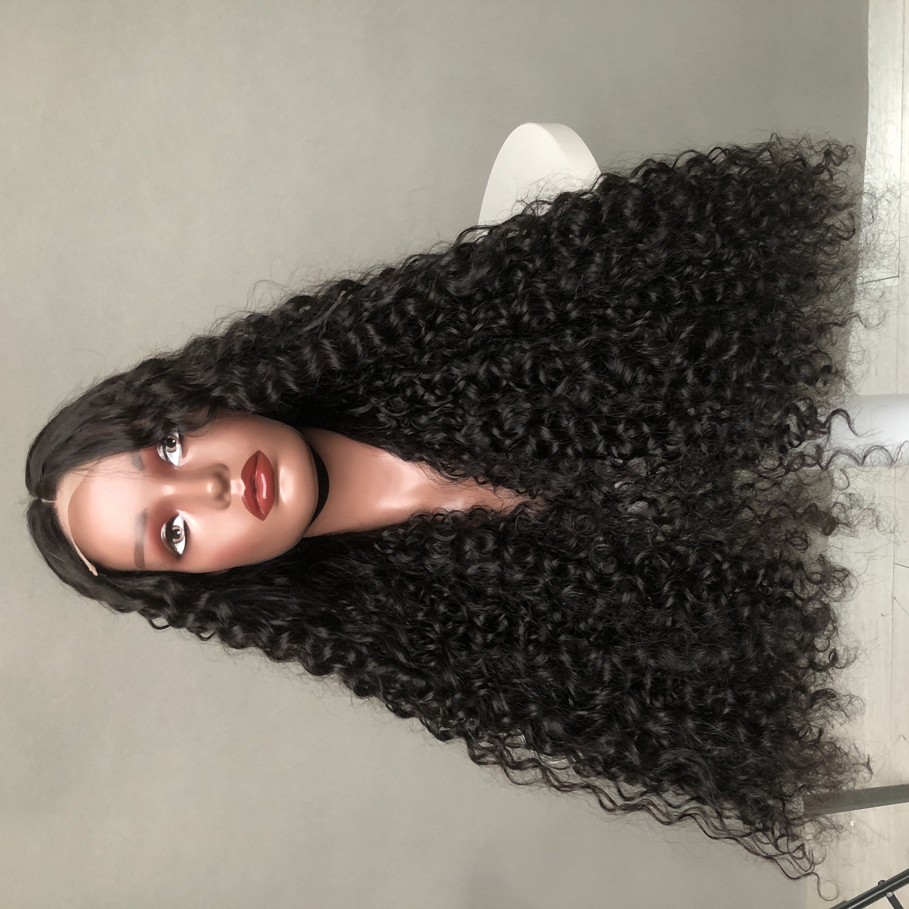 Recommend Factory Price 12a Grade Water Wave Raw Hair Wig Amazing curl Human Hair Glueless Wig For Black Woman