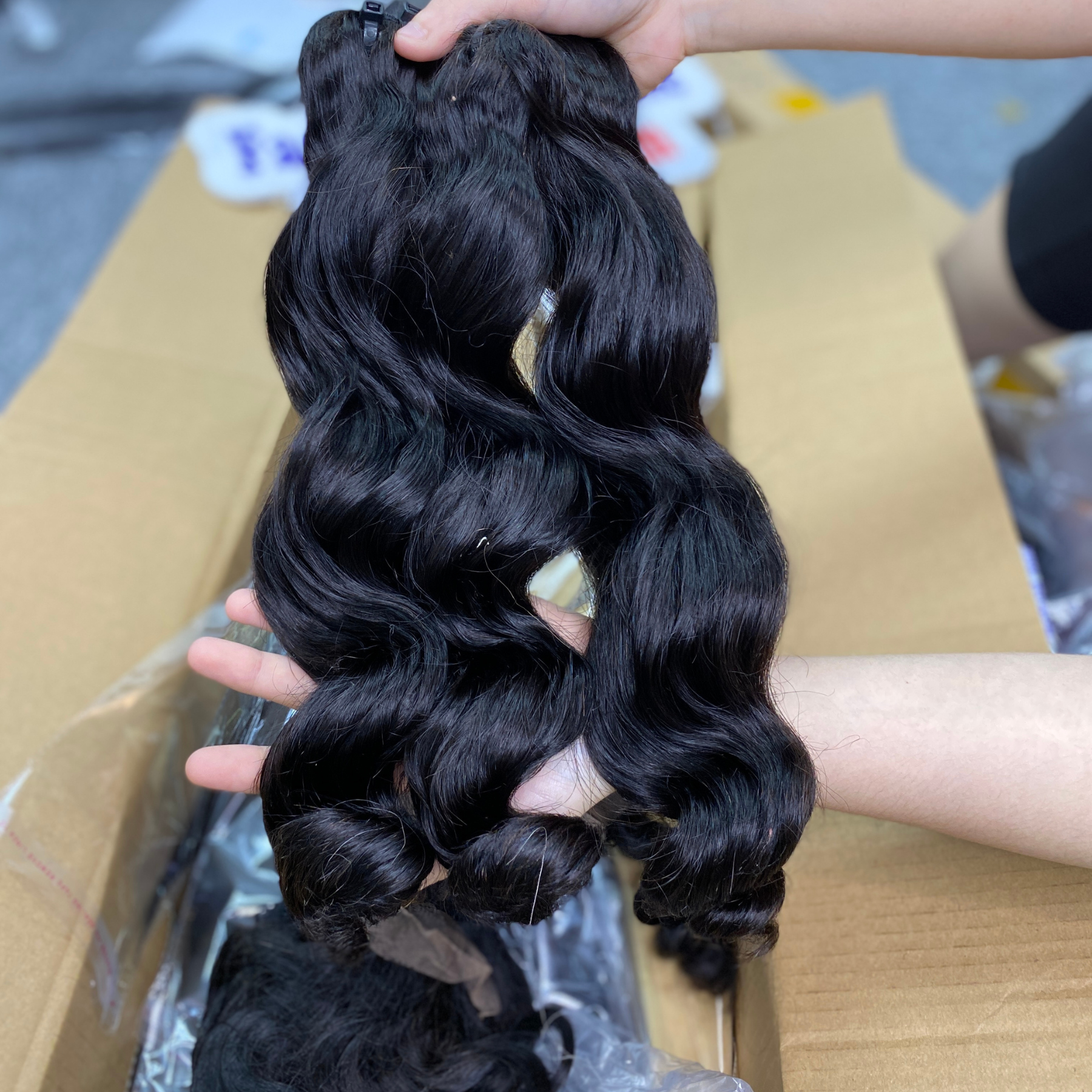 Best high quality body wavy hair product made by 100% Vietnamese human hair weaves bundle human hair wigs