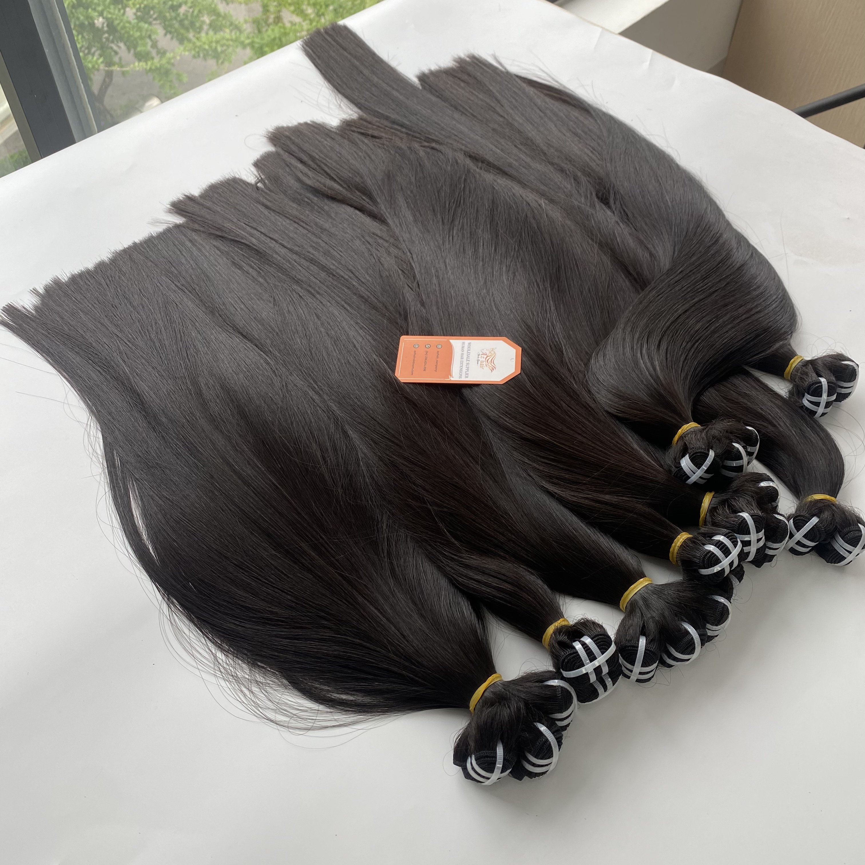 Raw Vietnamese Unprocessed Weft Hair Extensions 100% Virgin Cuticle Aligned Natural Color With Factory Price