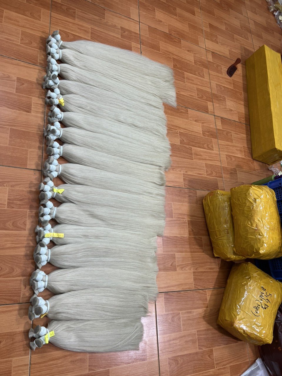 Wholesale Human Hair Extensions Human Hair Wigs Light Blonde Platinum Hair Weaving No Shedding Dropshipping