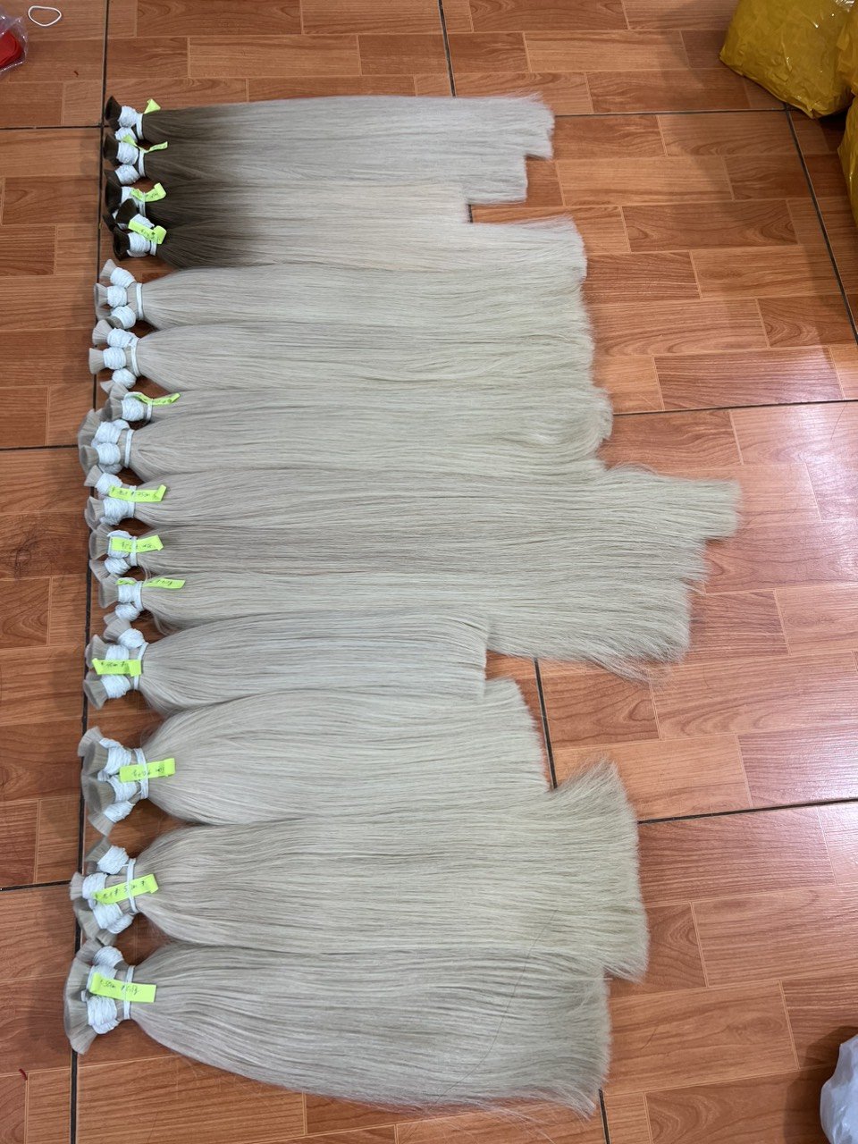 Wholesale Human Hair Extensions Human Hair Wigs Light Blonde Platinum Hair Weaving No Shedding Dropshipping