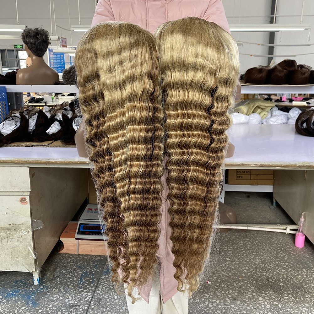 Wholesale Human Hair Wigs Highlight Straight Body Water Deep Loose Wave Glueless 13x4 Transparent Swiss Lace Frontal Wigs