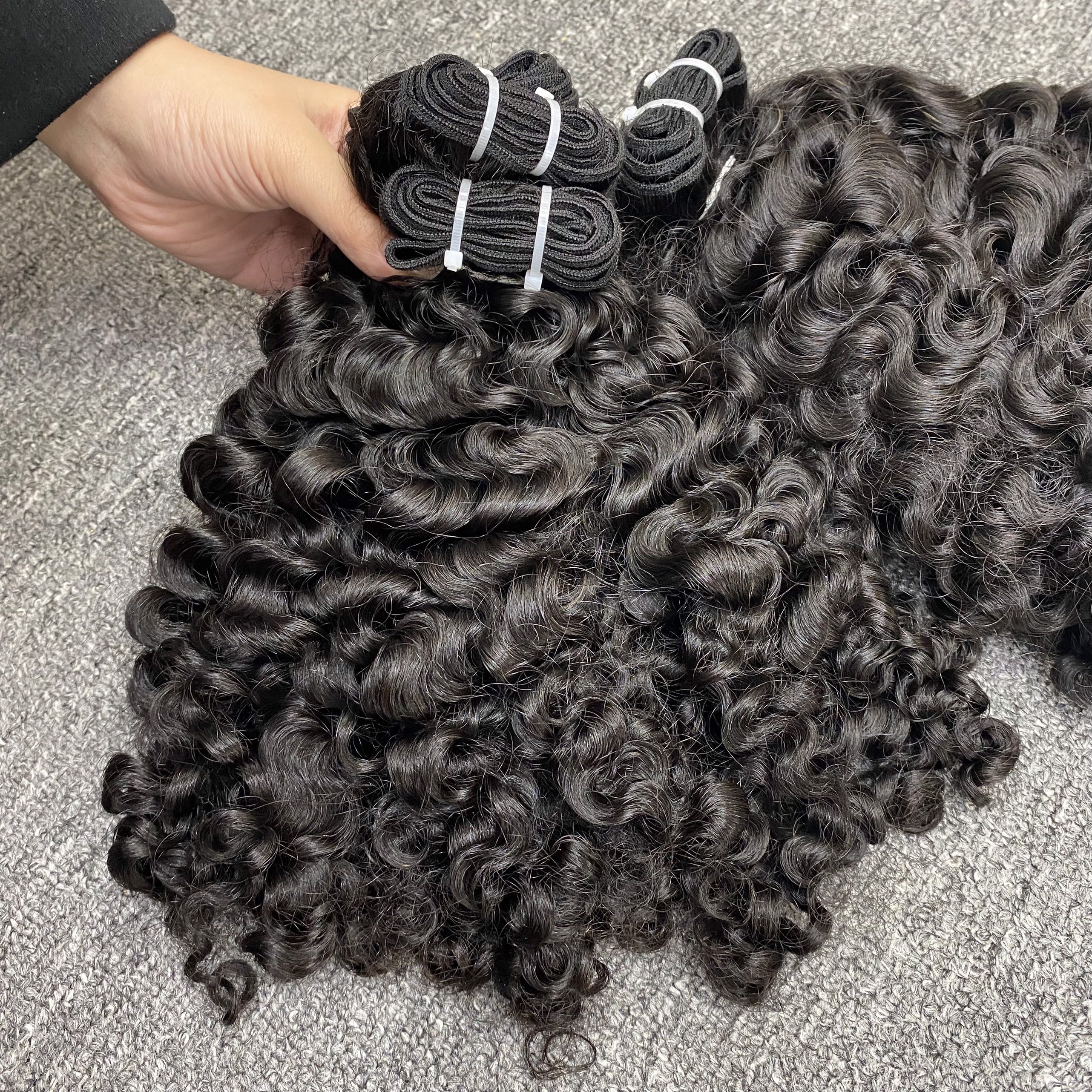 Top Selling Burmese Curly 100% Raw Vietnamese Hair Burmese Curly Hair Vendors Hot Selling High Quality Raw Virgin Human Hair