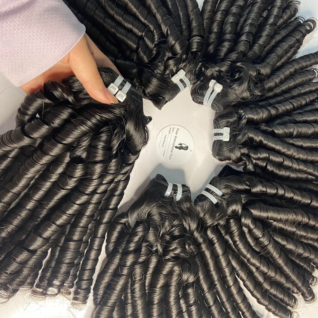 100% Human Hair Bundles Choice from Healthy Hair Products Raw Vietnamese & Brazilian Waves Model Number Human Hair