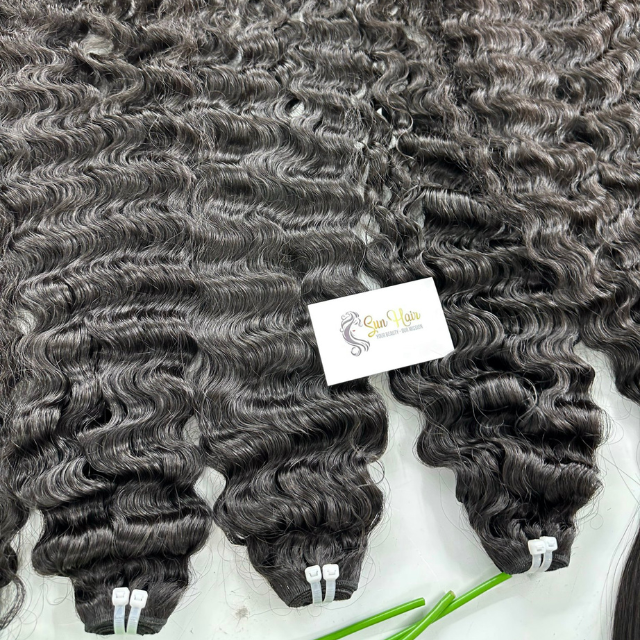 Wholesale 100% Natural Black Vietnamese Human Hair Extensions Hot Selling Hot Wave Style Soft Weft Bundles
