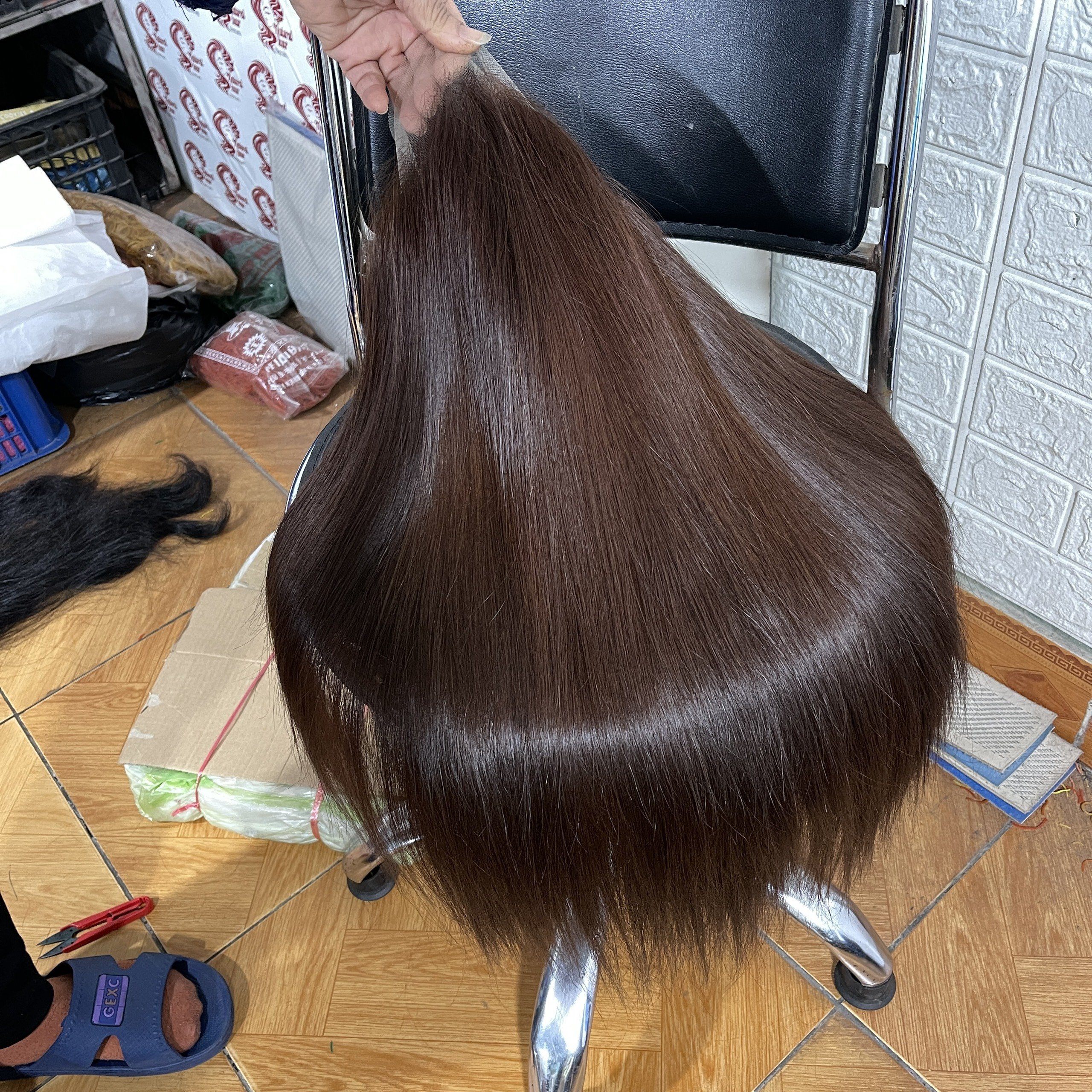 Wholesale Cheap Raw Cambodian Hair Wig Straight Lace Front Wigs Transparent Lace Human Hair Wigs Raw Vietnamese Hair